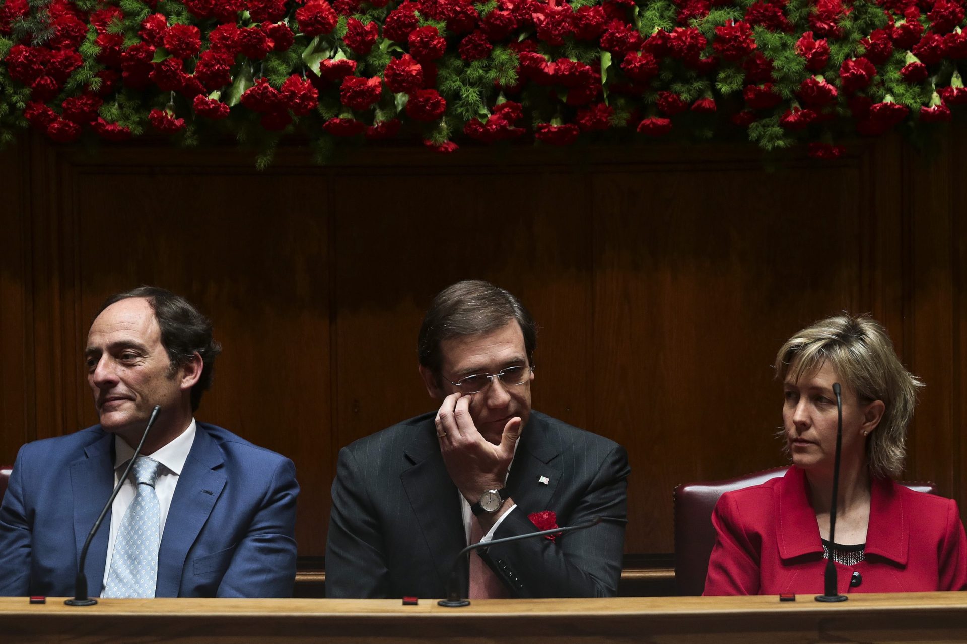 Governo está reunido em Conselho de Ministros extraordinário há 12 horas