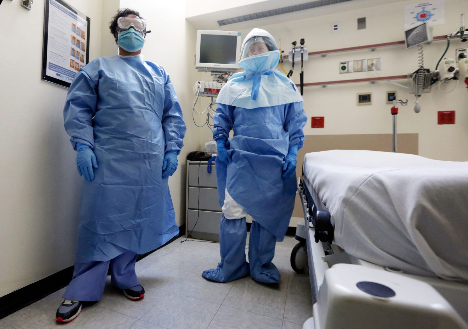 Ébola: Primeiros testes a enfermeira francesa dão resultado negativo