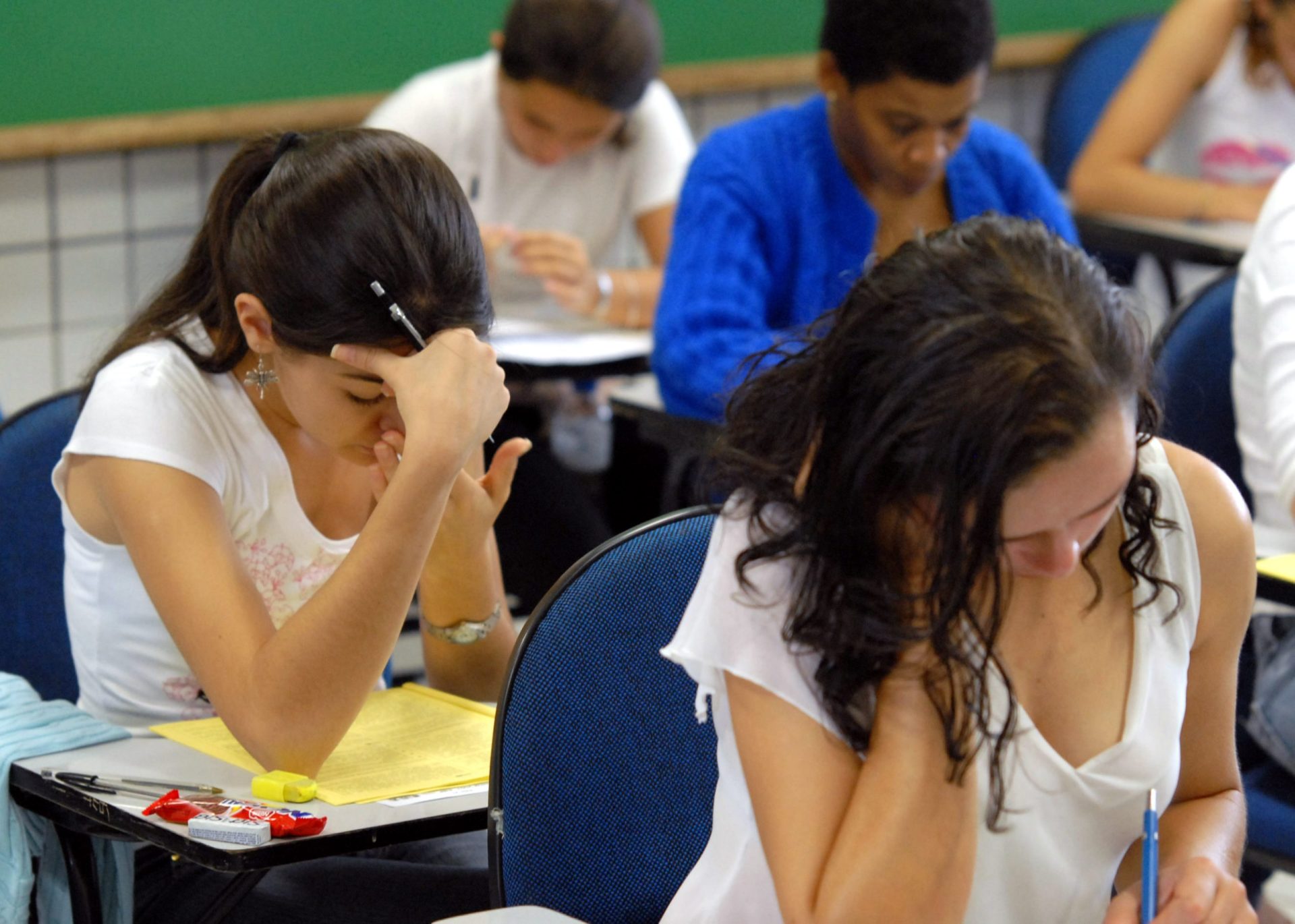 Alunos sem aulas devem ir a exame?