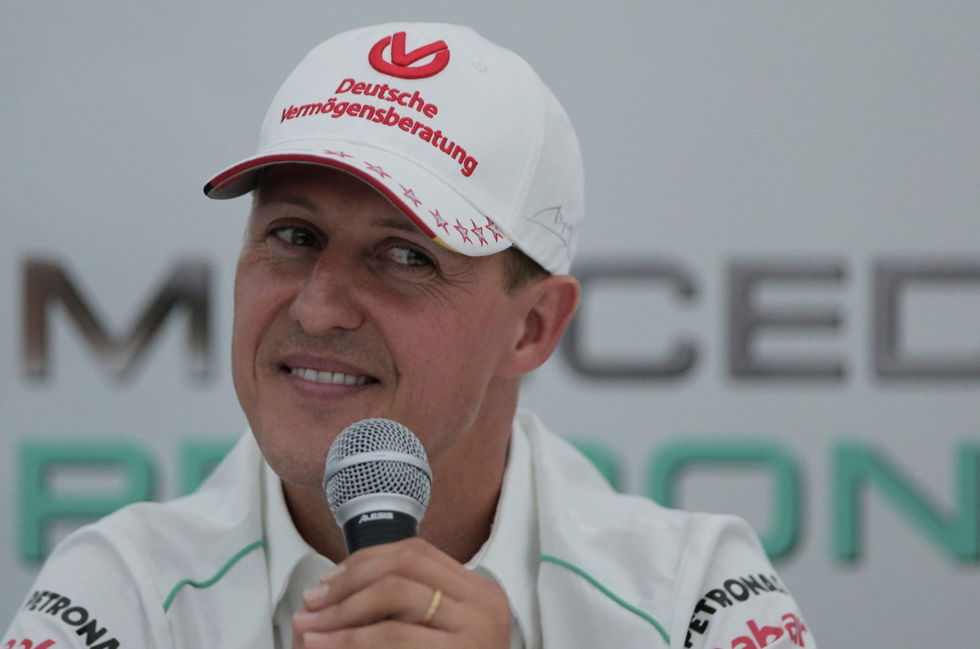 Schumacher pode recuperar em três anos