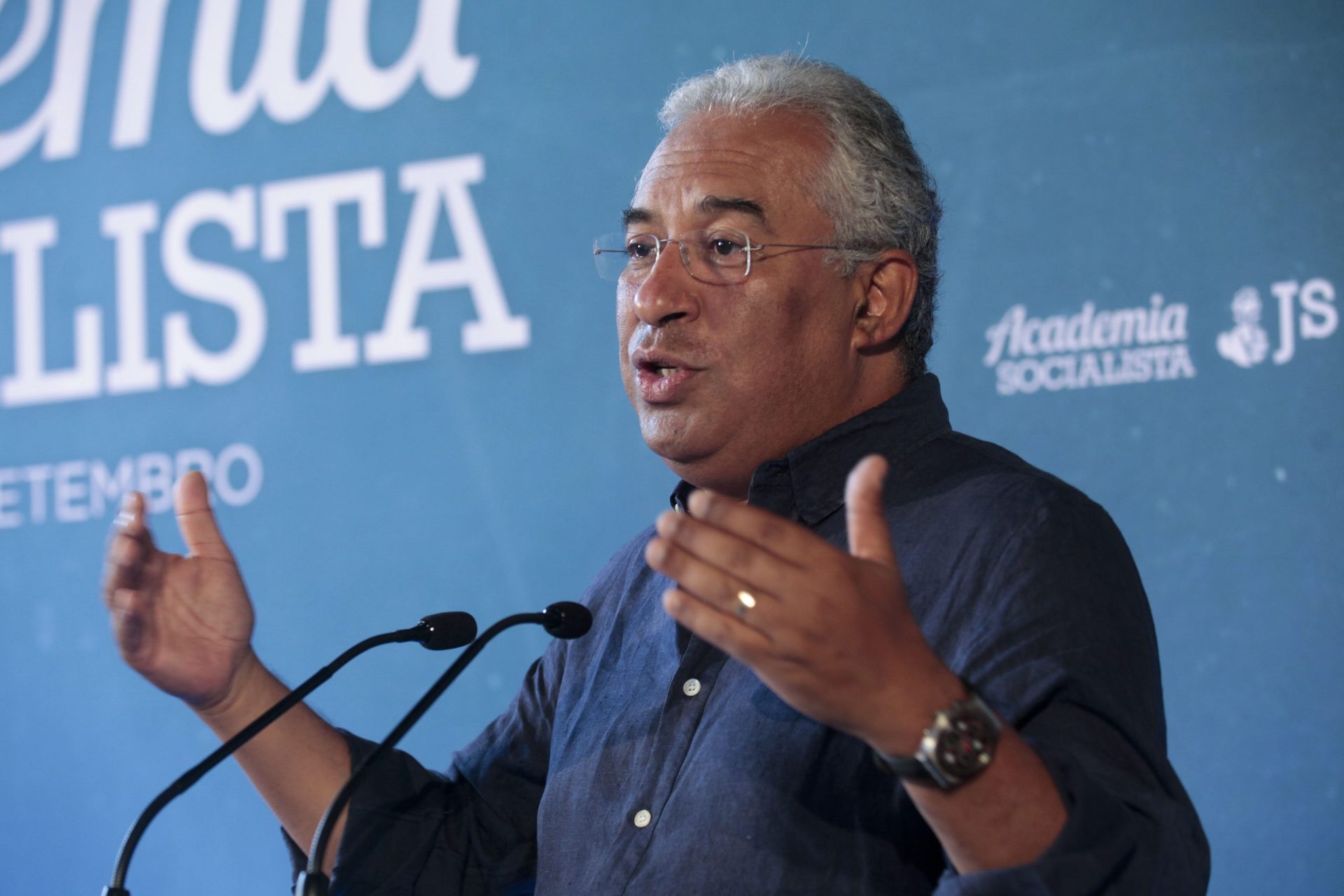 António Costa ataca &#8216;ilusão&#8217; de que a crise do euro está ultrapassada