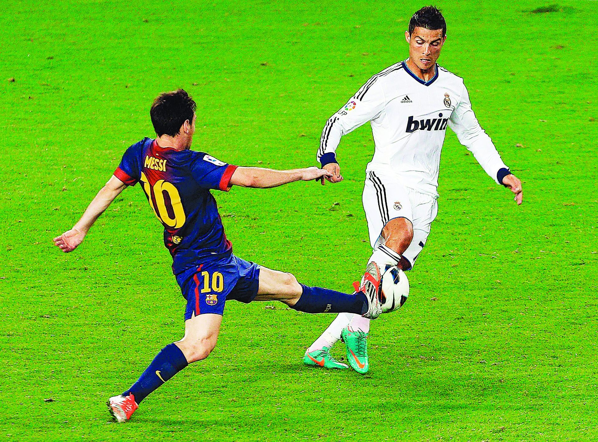 27.º round: Ronaldo VS Messi