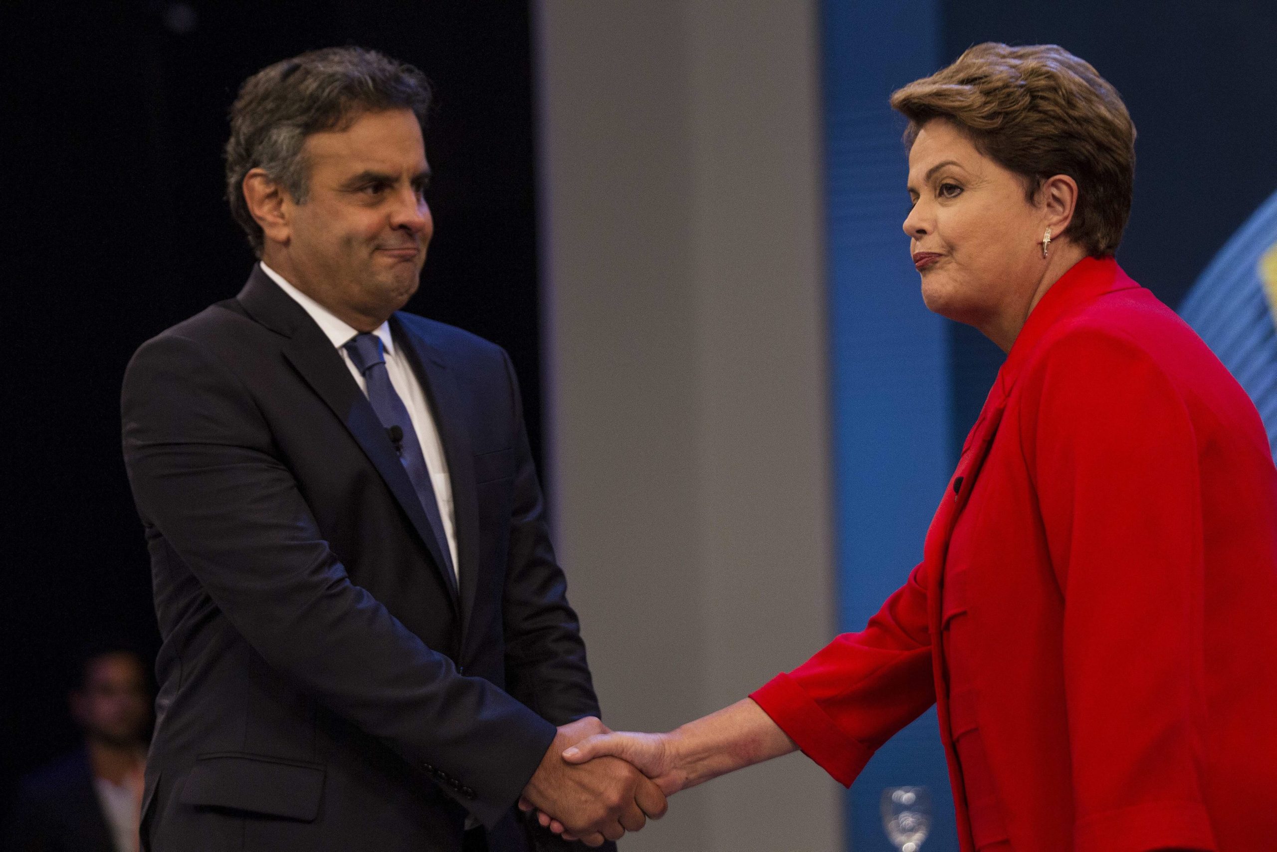 Corrupção domina último frente-a-frente entre Dilma e Aécio