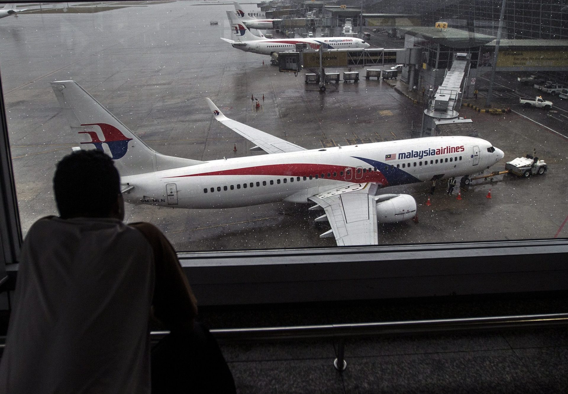 Austrália vai continuar a procurar avião desaparecido da Malaysia Airlines
