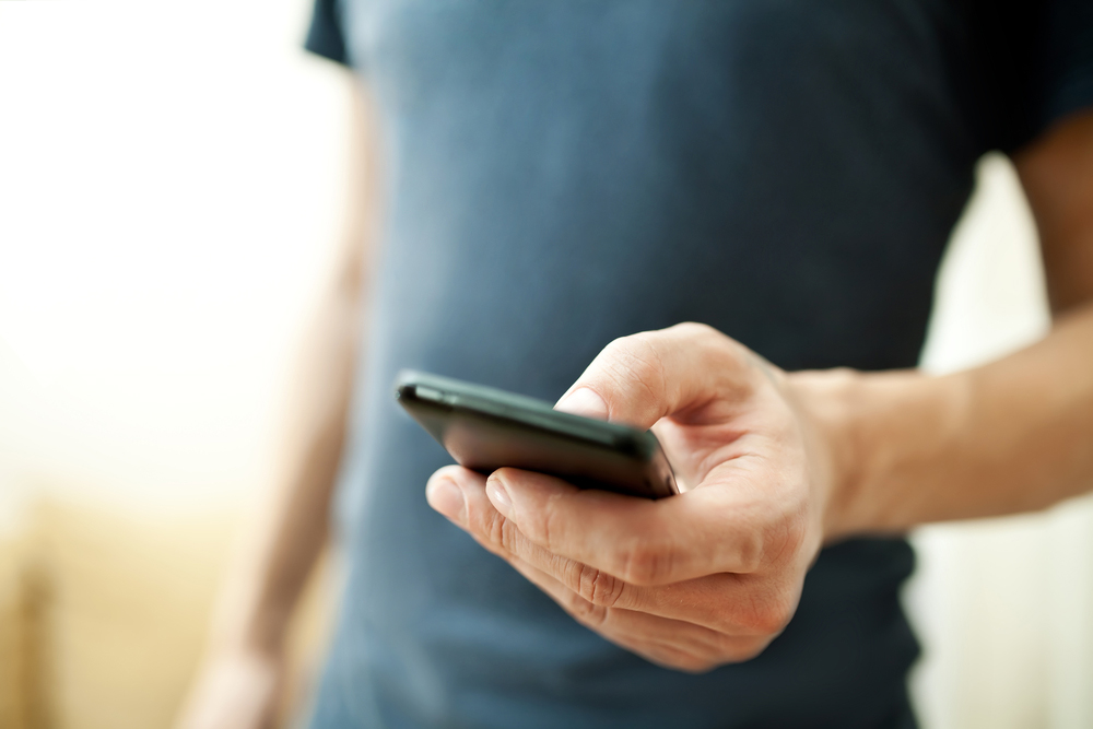 Portugueses enviaram menos 1,1 mil milhões de SMS em 2013