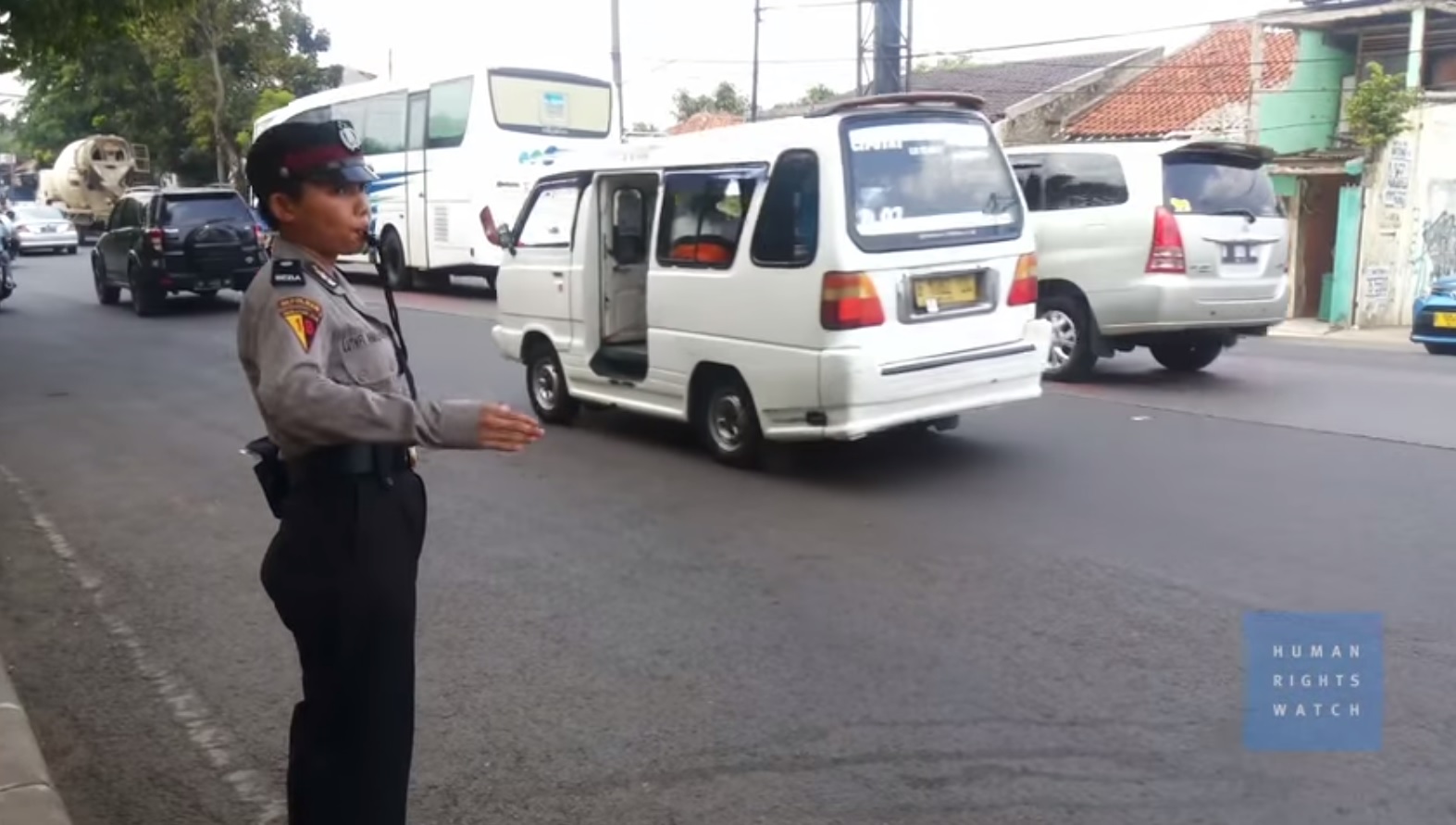 Polícias da virgindade [vídeo]