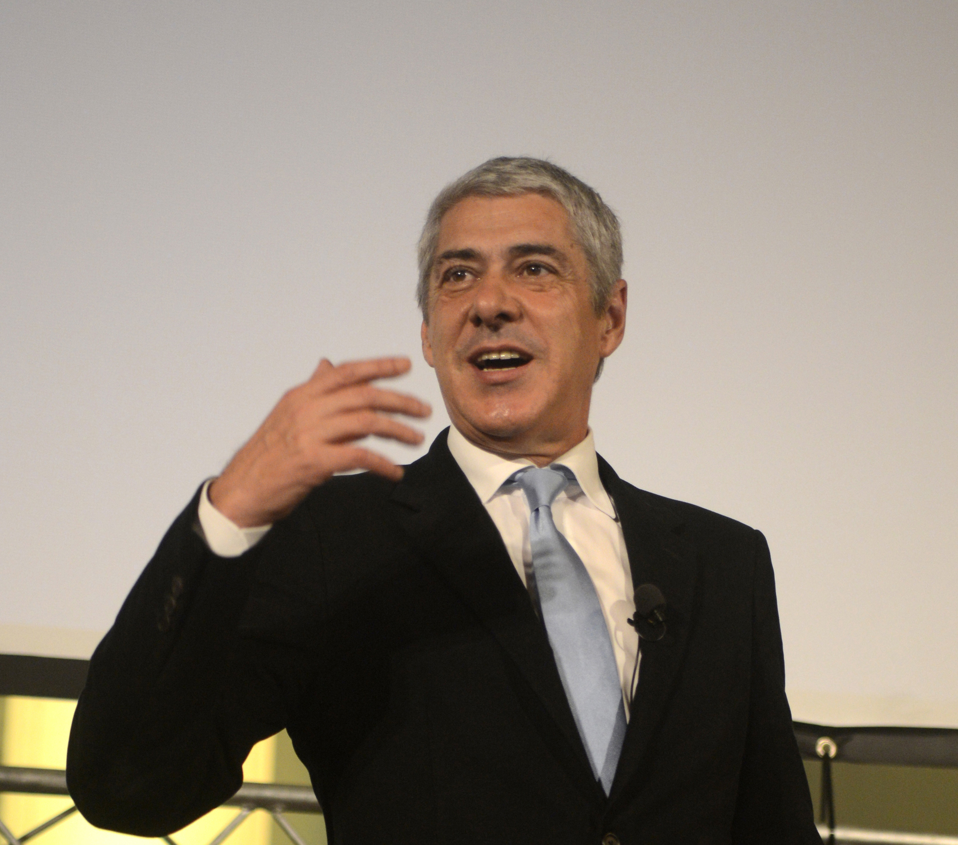 Sócrates na mesma cela de ex-director do SEF