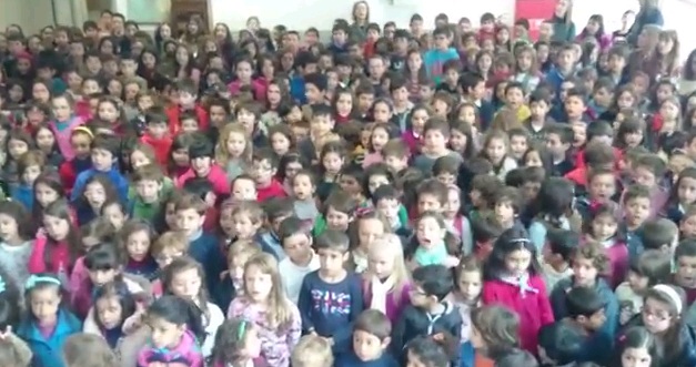 Mais de 400 crianças homenageiam o cante alentejano