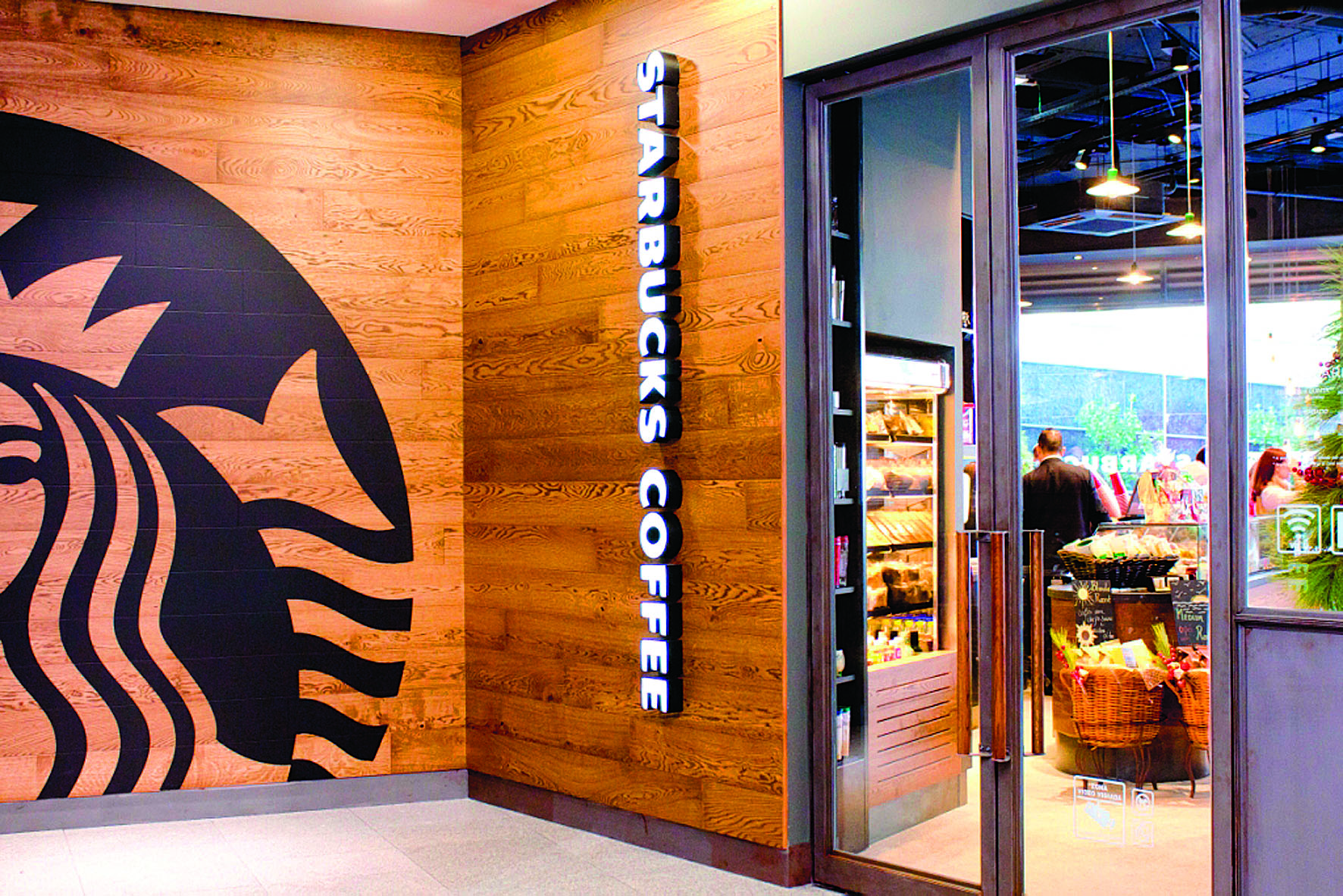 Starbucks retoma expansão
