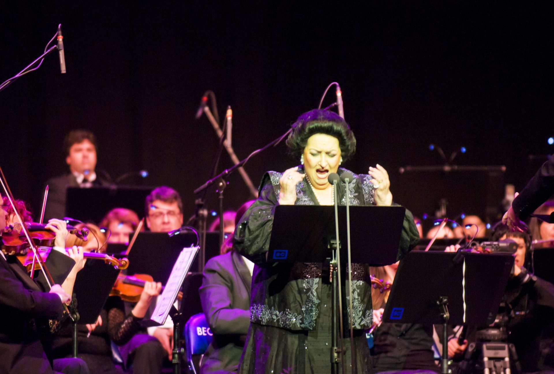 Montserrat Caballé condenada a meio ano de prisão