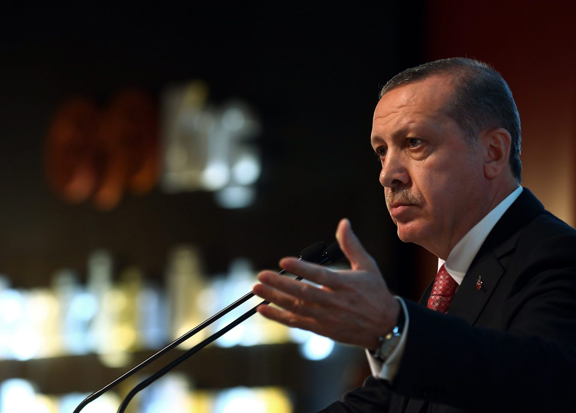 Adolescente turco preso por caluniar Erdogan