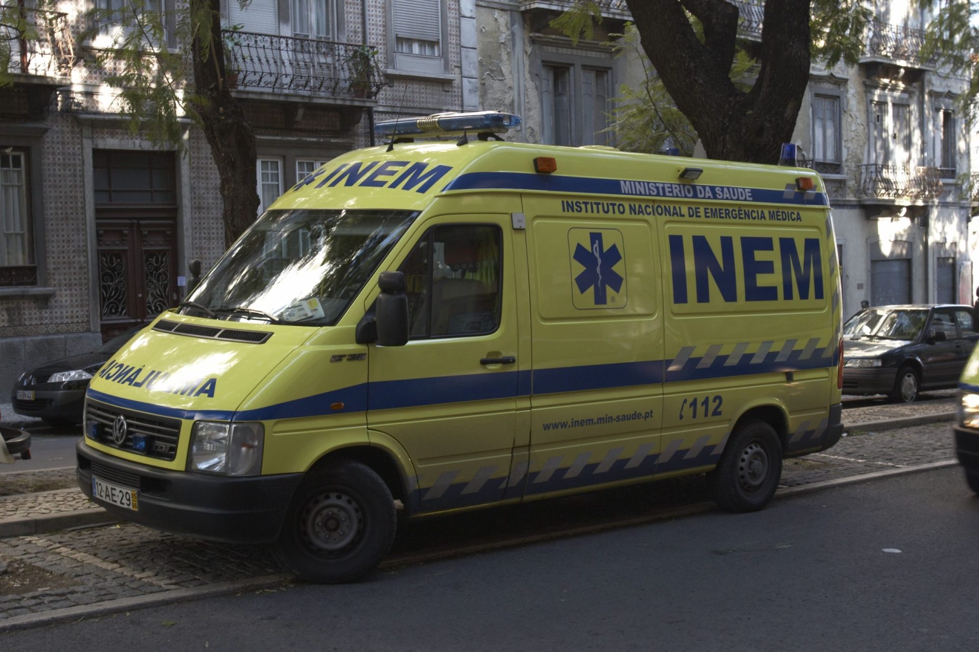 Dez novas ambulâncias para o INEM