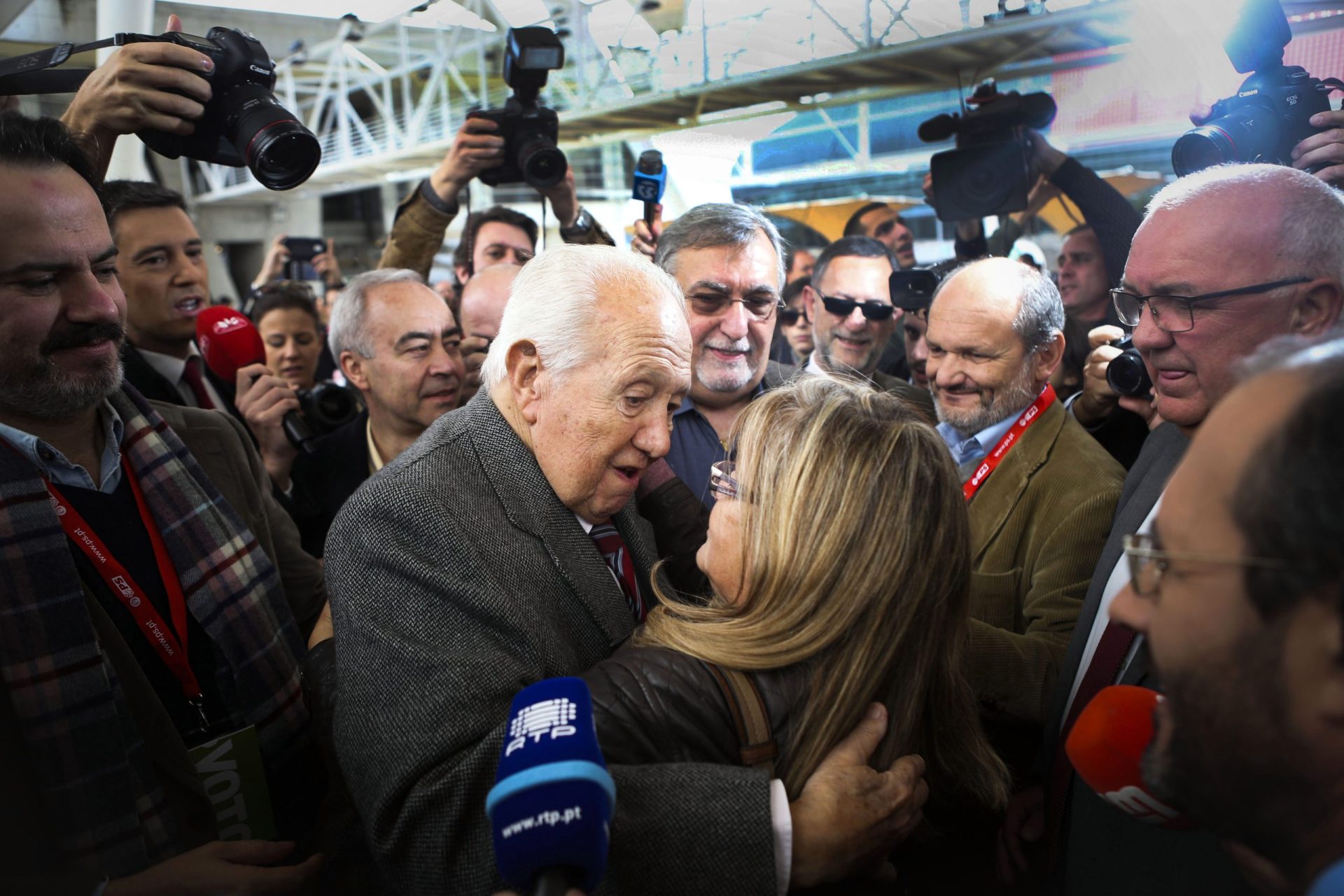 Soares aos 90: Alegre realça a ‘figura civil maior da democracia portuguesa’