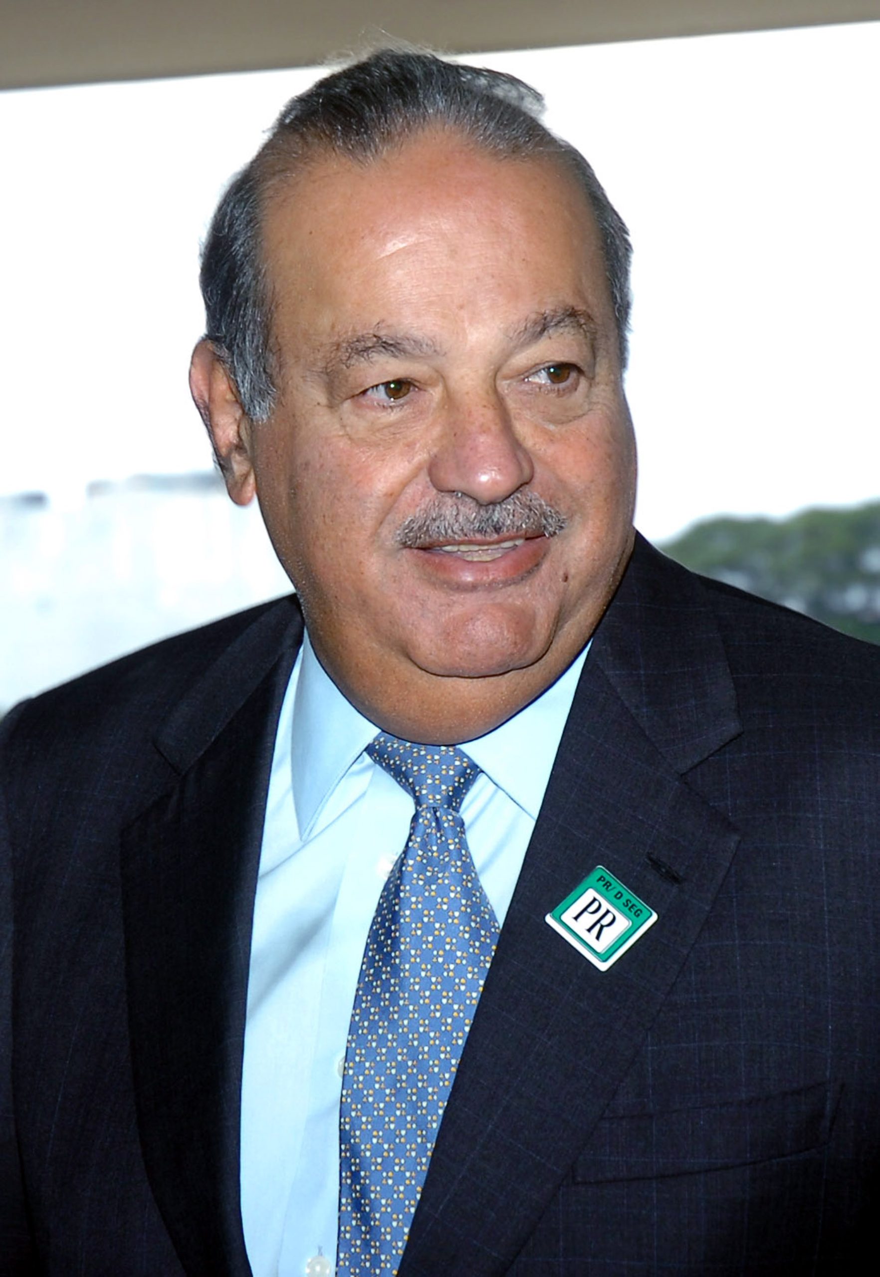 Carlos Slim já não é o segundo homem mais rico do mundo