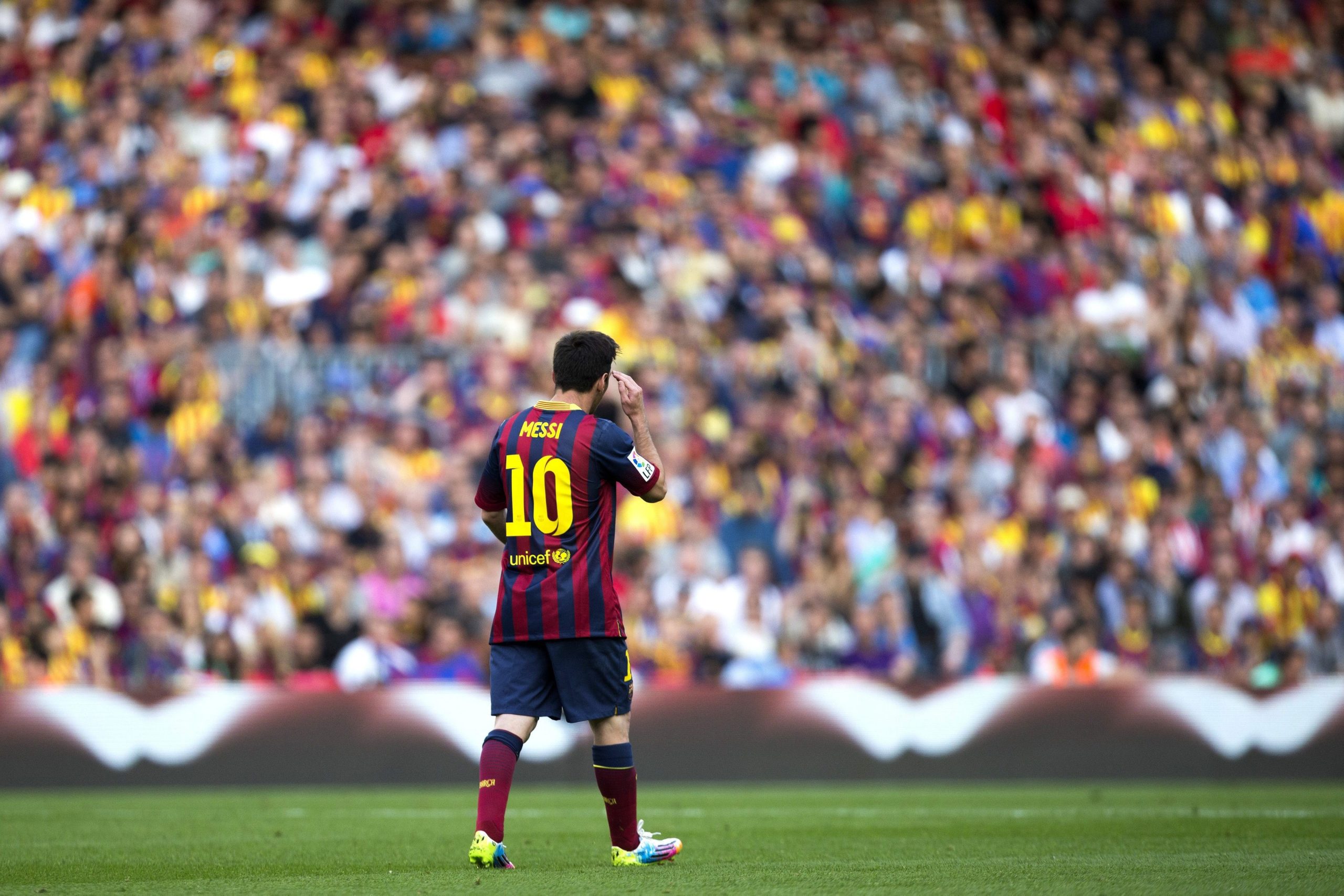 Messi assina contrato ultramilionário