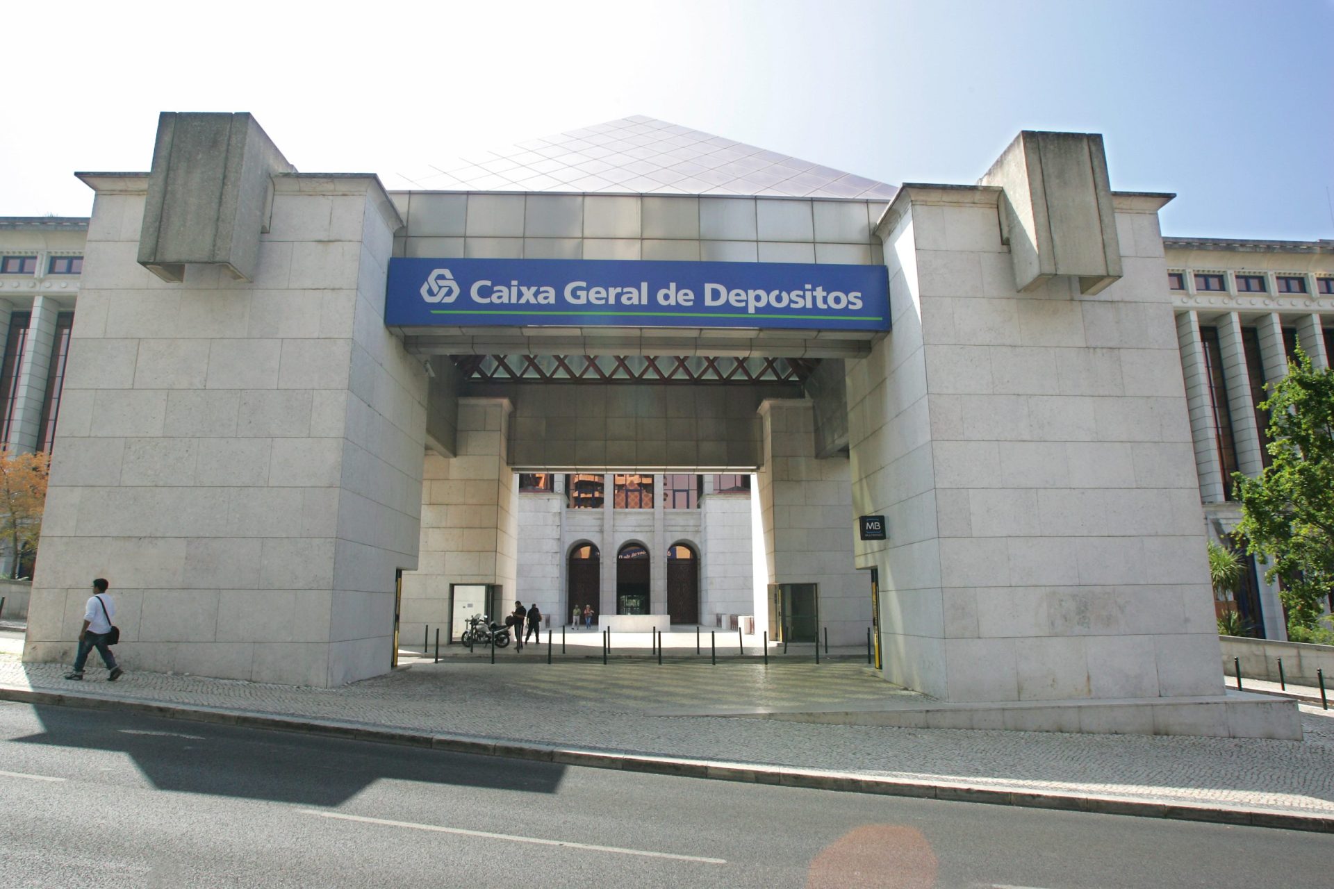 Caixa Geral de Depósitos regressa aos lucros