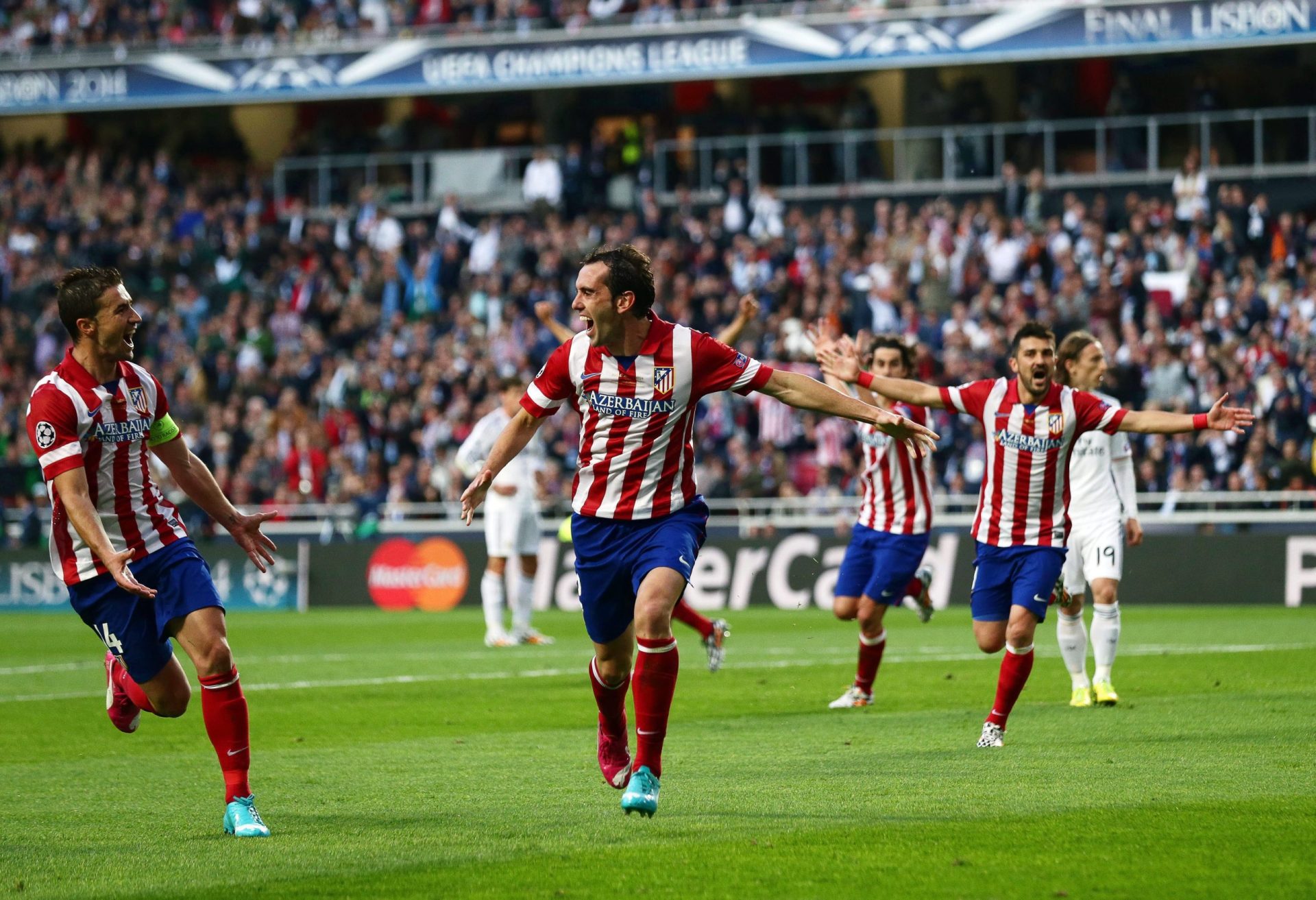 O golo de Godín na final da Champions