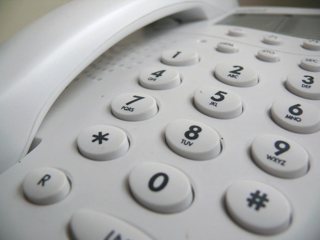 Consumidores devem contactar NOS para manter serviço universal de telefone fixo