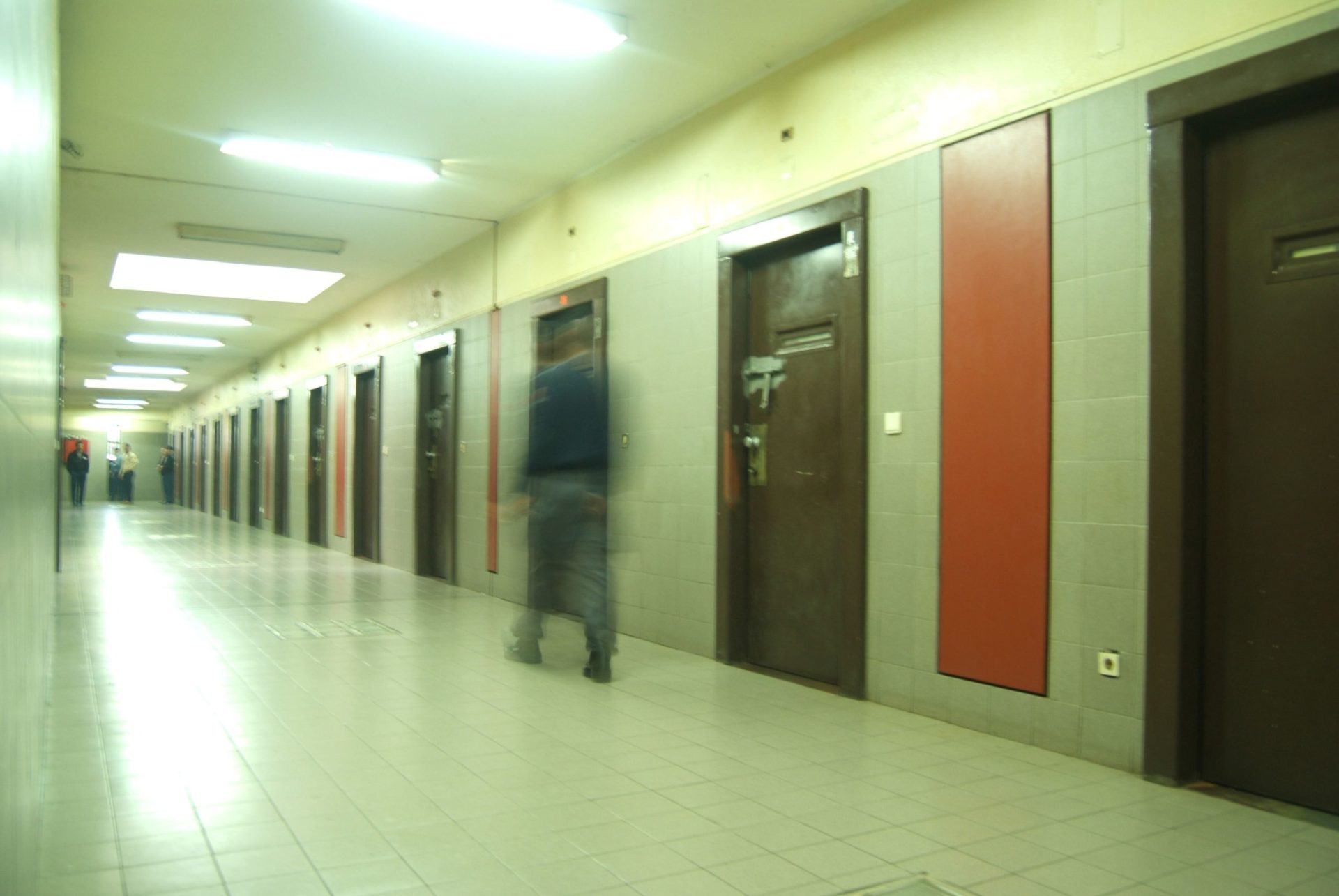 Tribunal poupa máfia bósnia à prisão