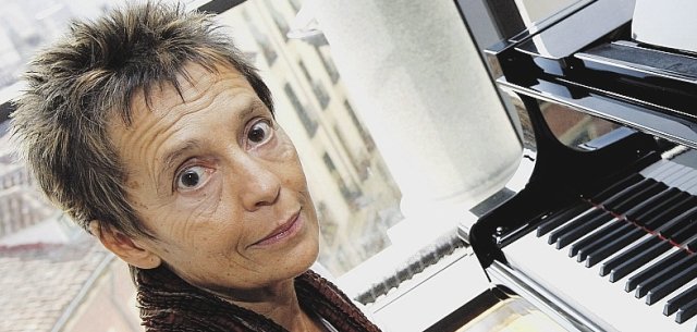 Pianista Maria João Pires faz 70 anos, editoras celebram com edições especiais