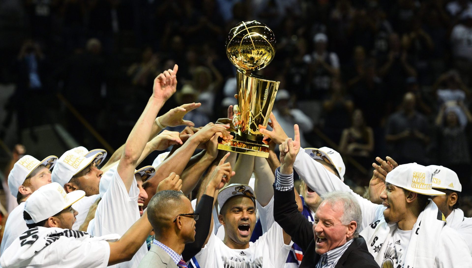 Spurs conquistam quinto título da NBA