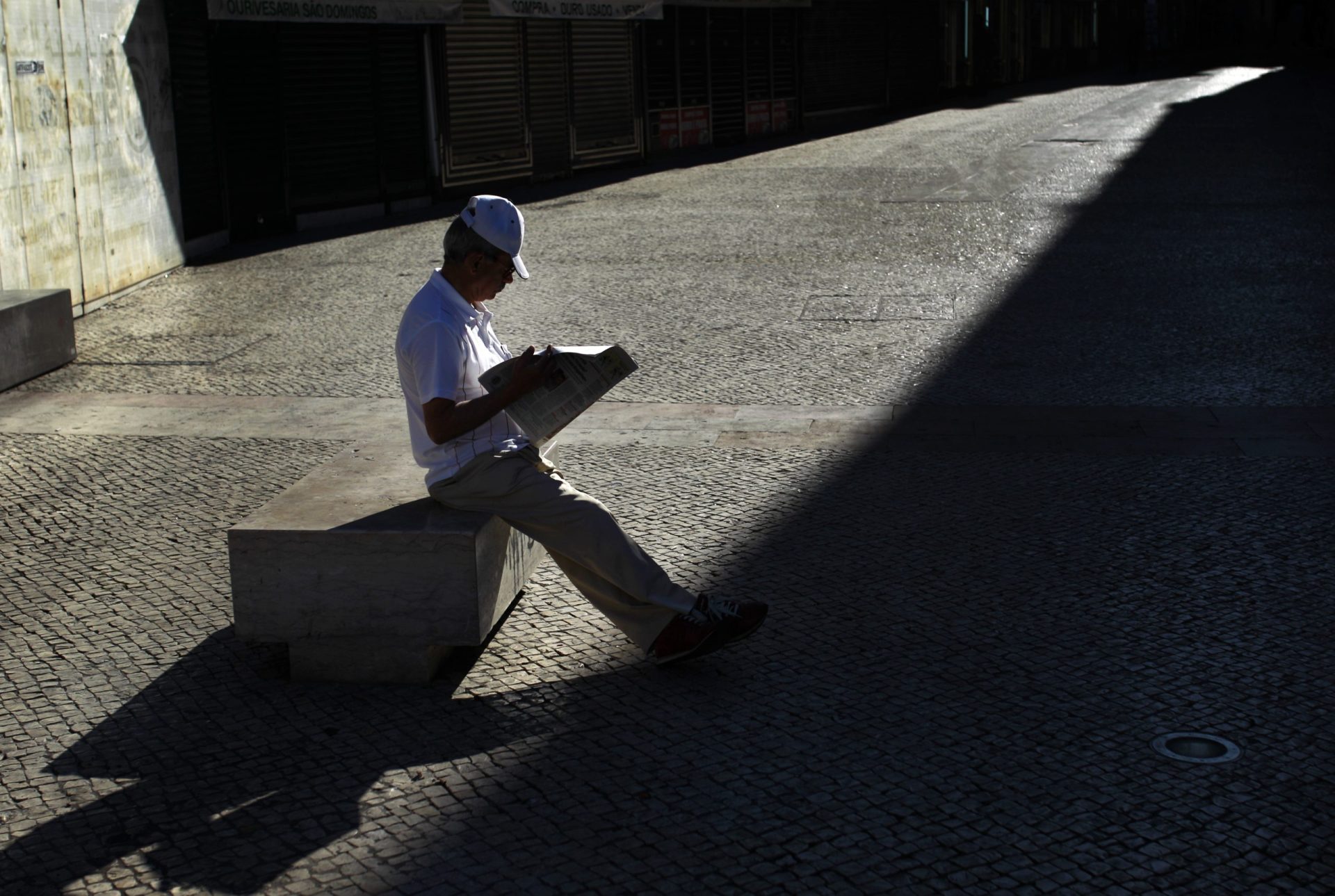 Dois em cada três funcionários públicos de baixa estavam aptos a trabalhar