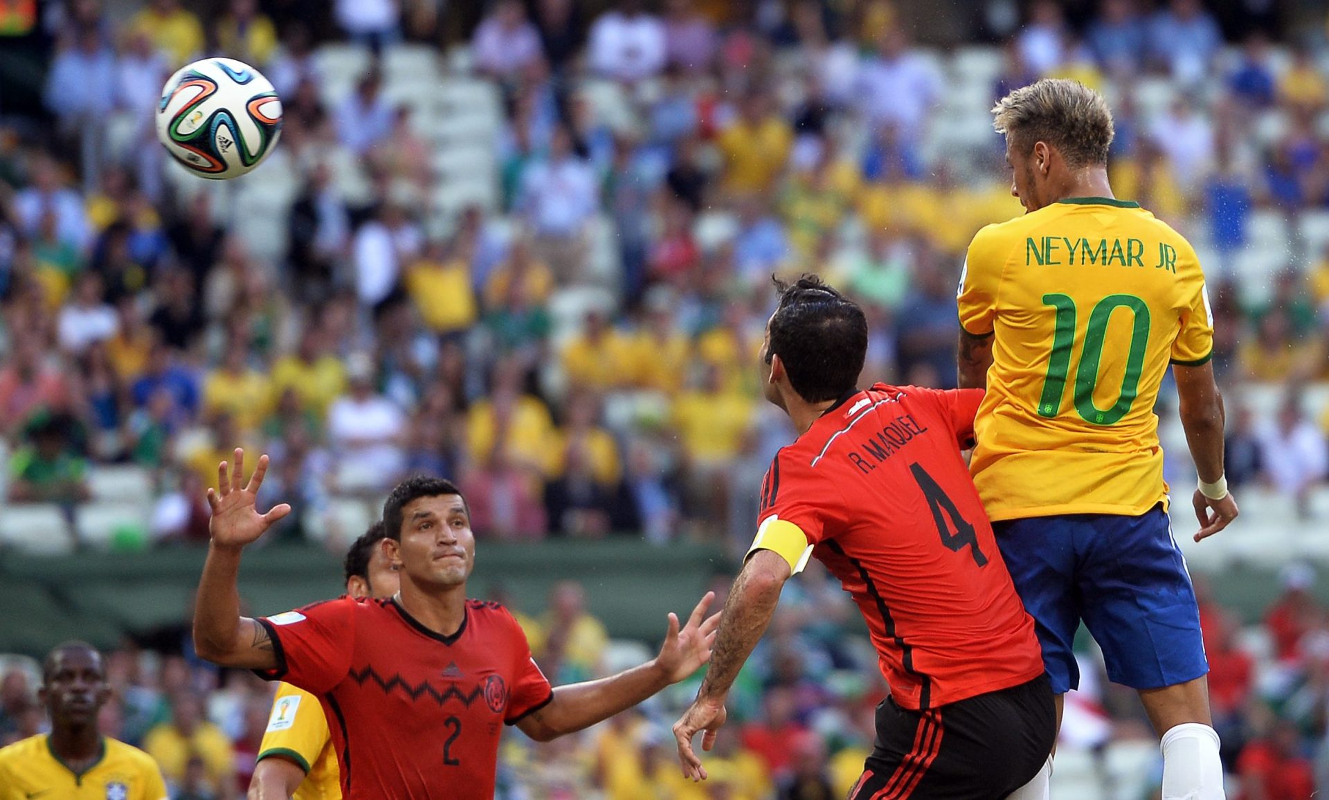 A melhor defesa até agora do Mundial foi esta