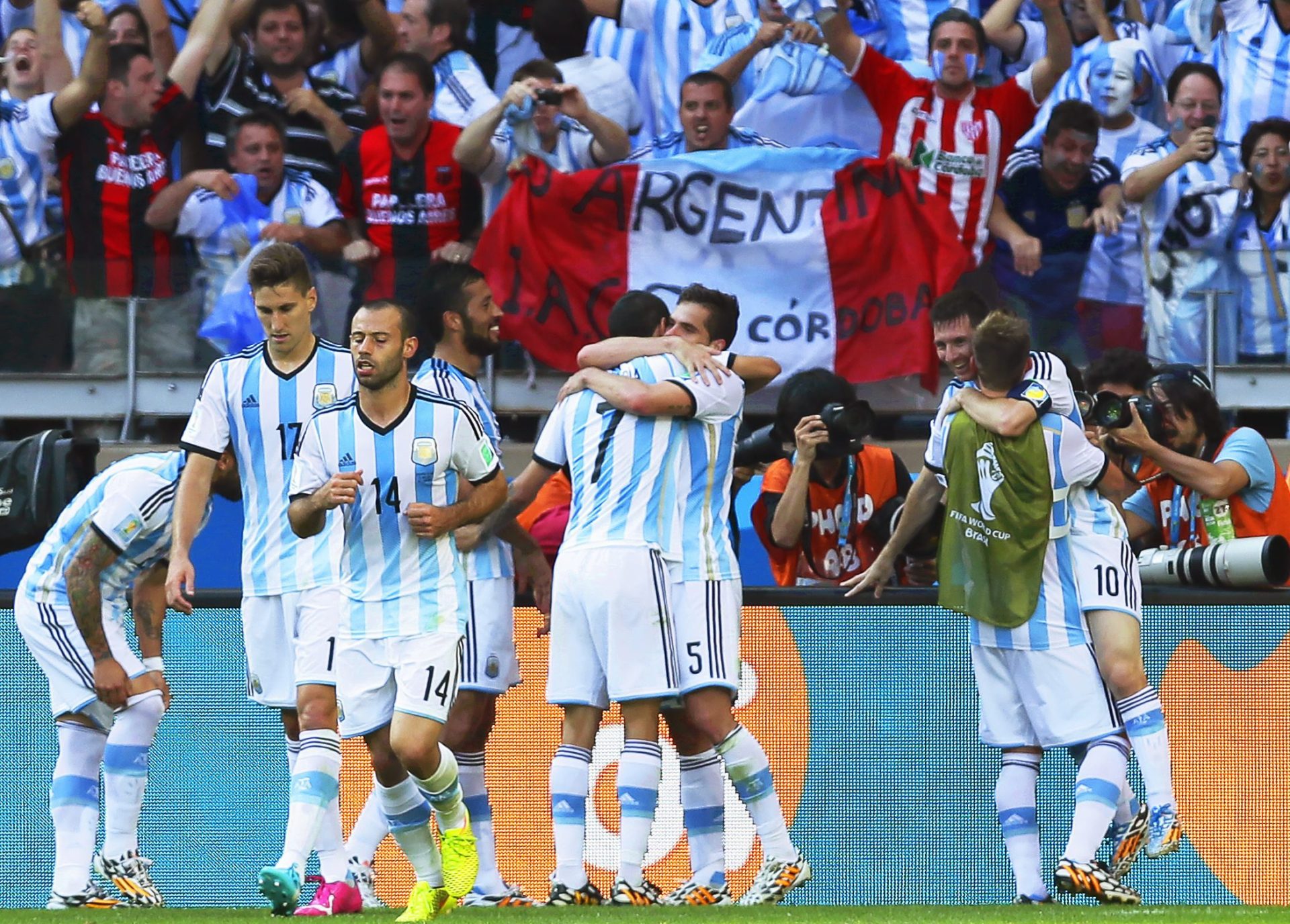 Grupo F | Argentina-Irão (1-0)