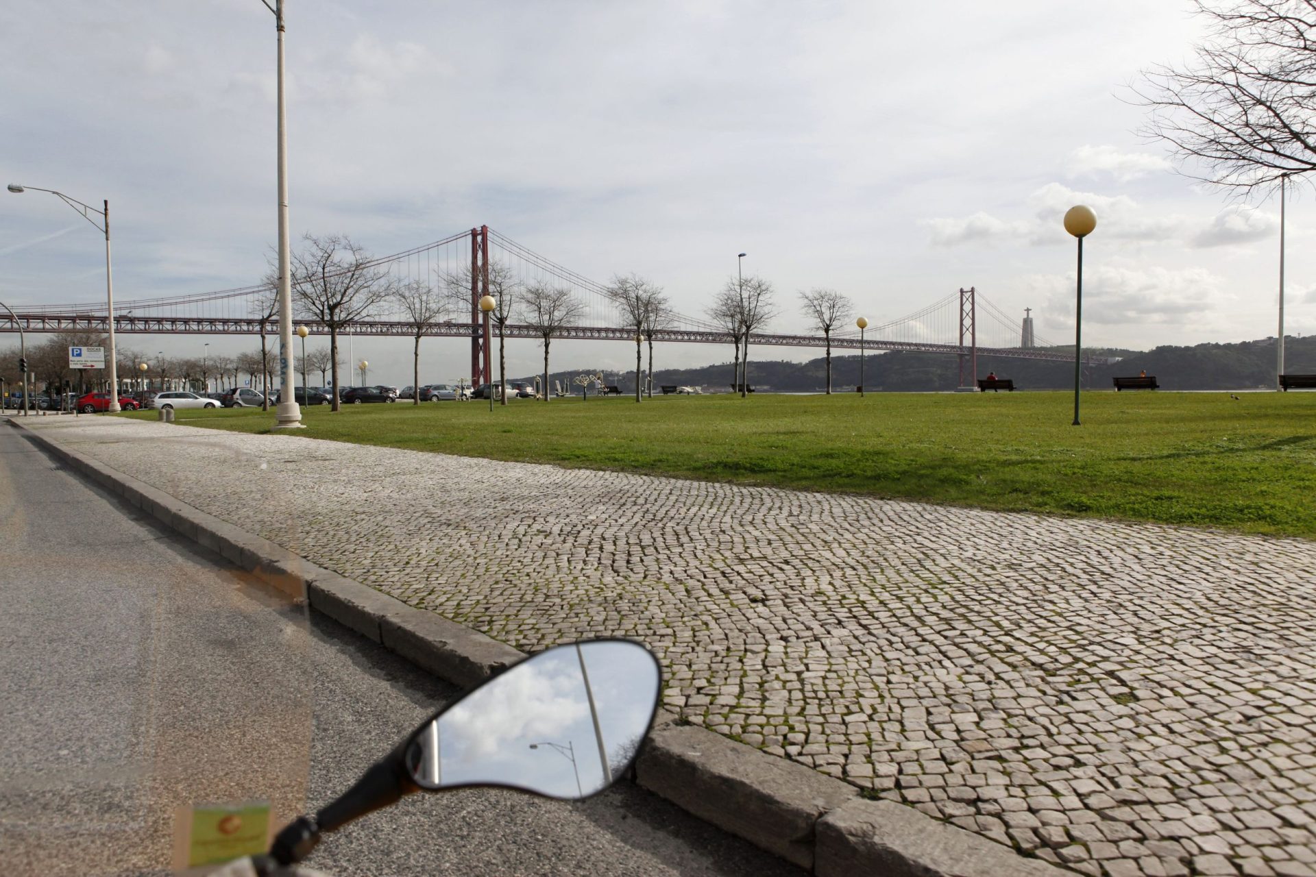 Câmara de Lisboa quer pavimentar ruas da cidade até 2017