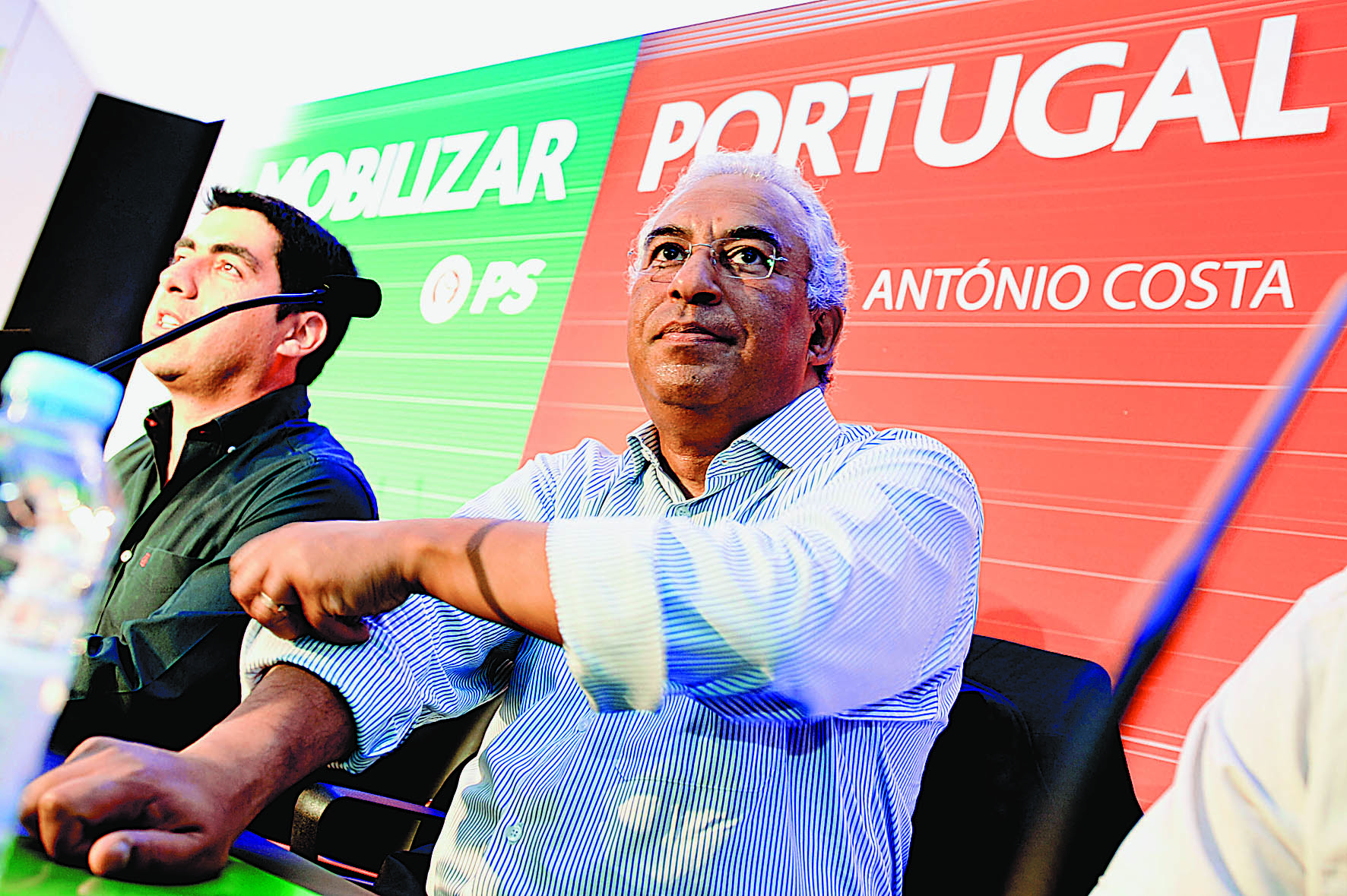 António Costa vota contra proposta de Seguro