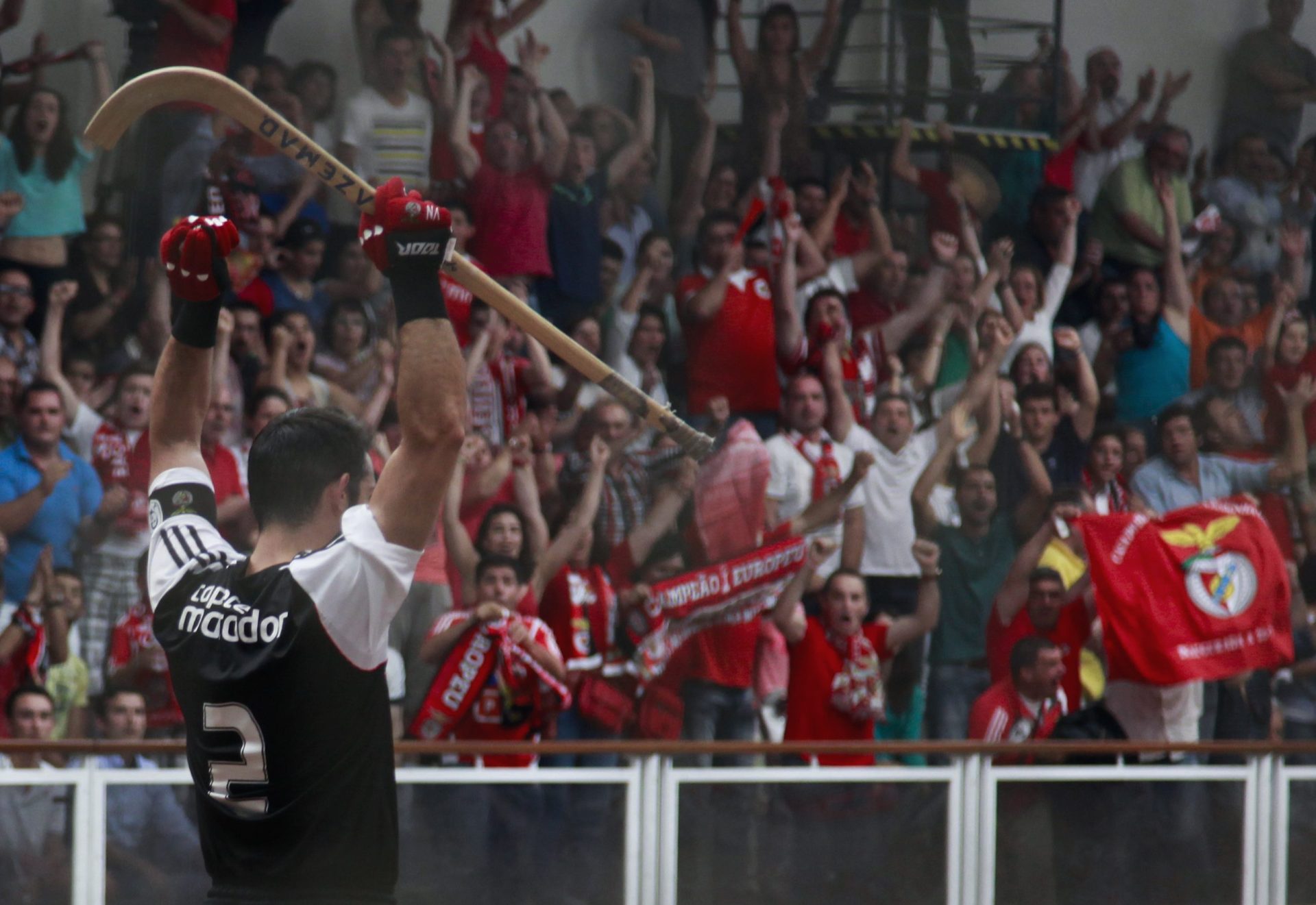 Benfica goleia o FC Porto e conquista a Taça de Portugal