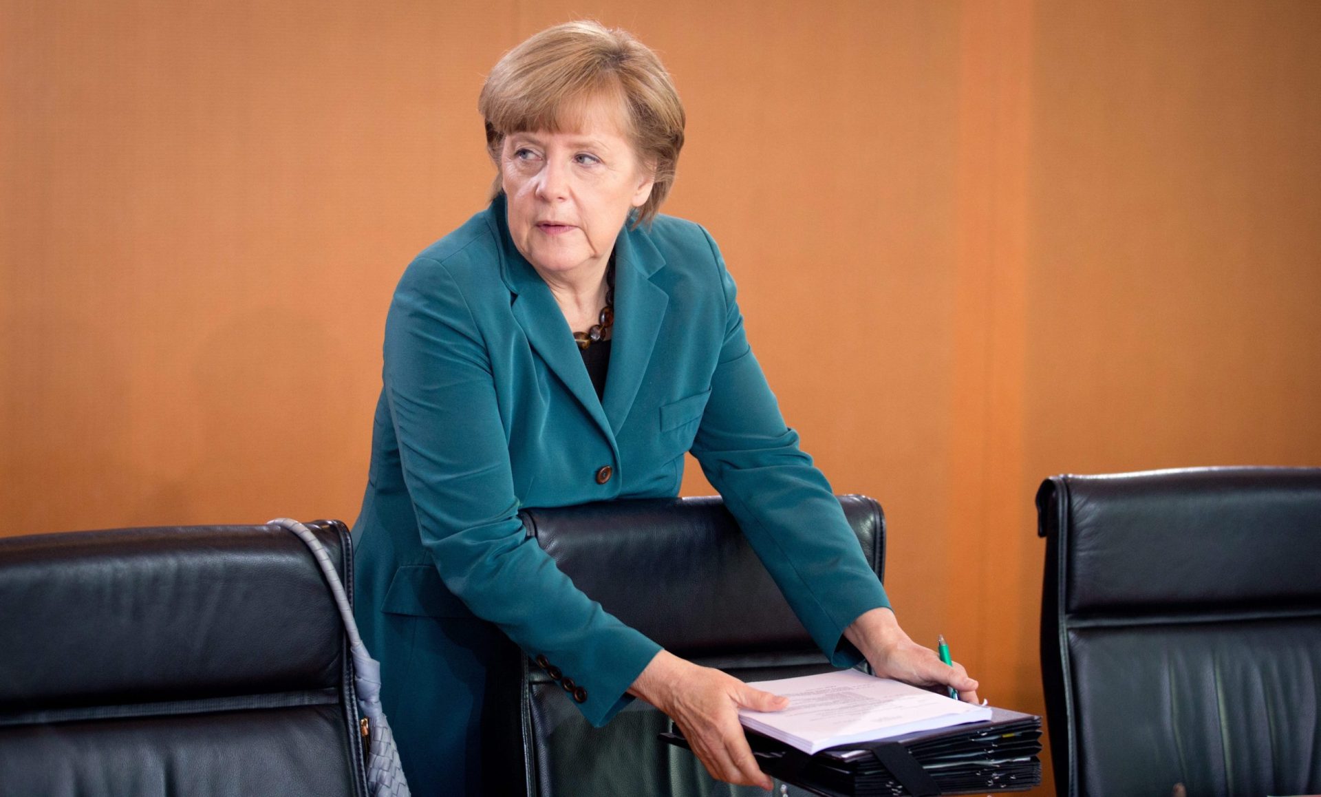 Merkel pondera demissão e candidatura a cargo internacional