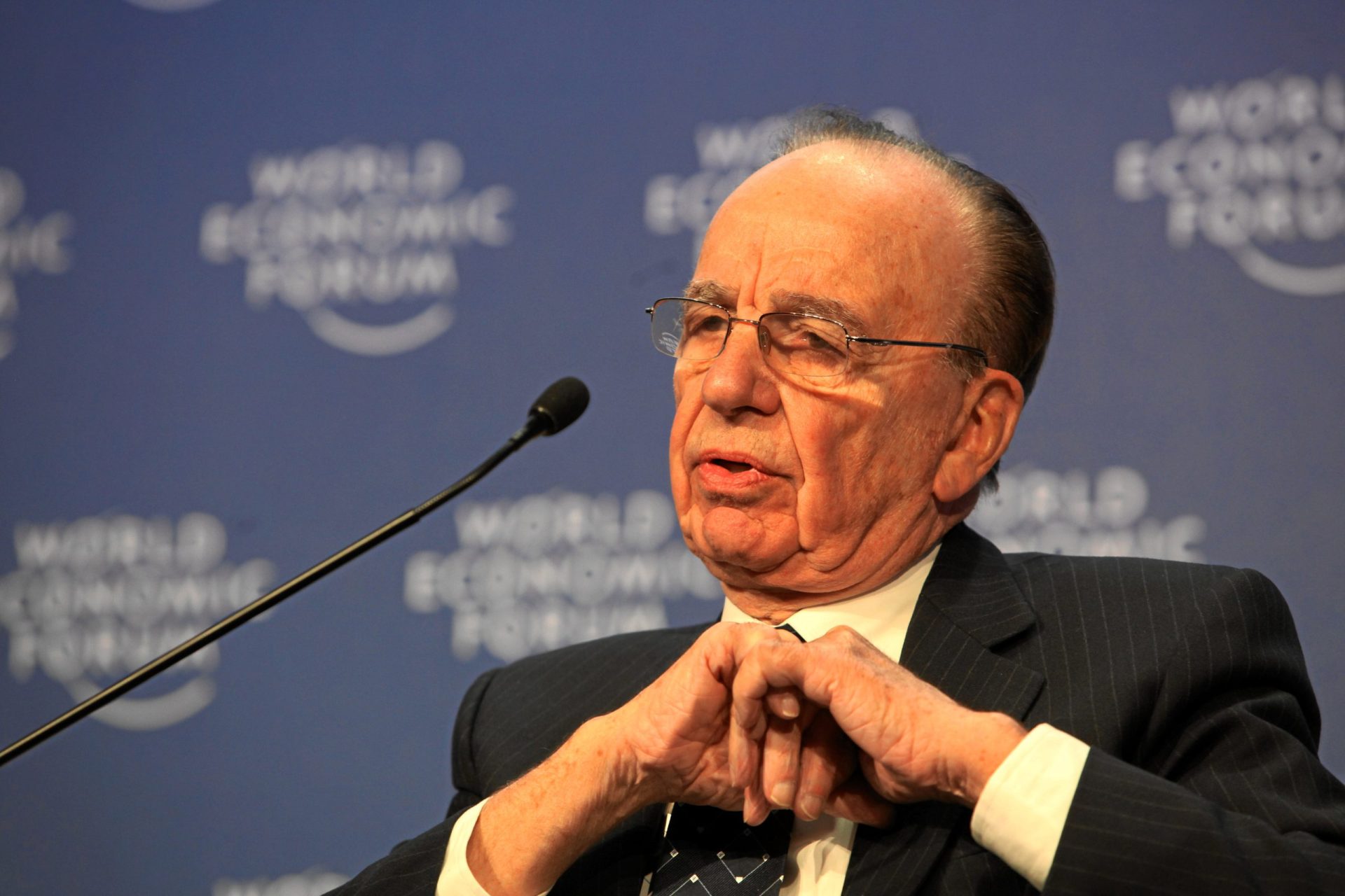 Rupert Murdoch quer comprar Time Warner e depois vender a CNN