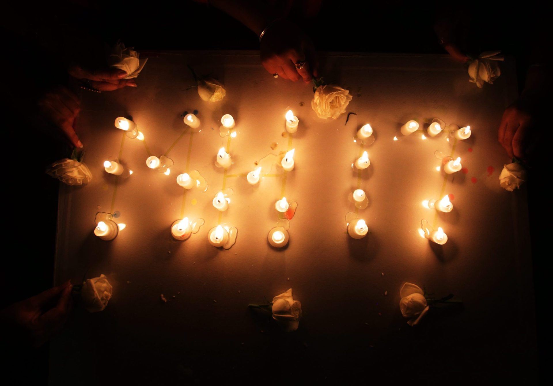 Multiplicam-se as homenagens às vítimas do MH17