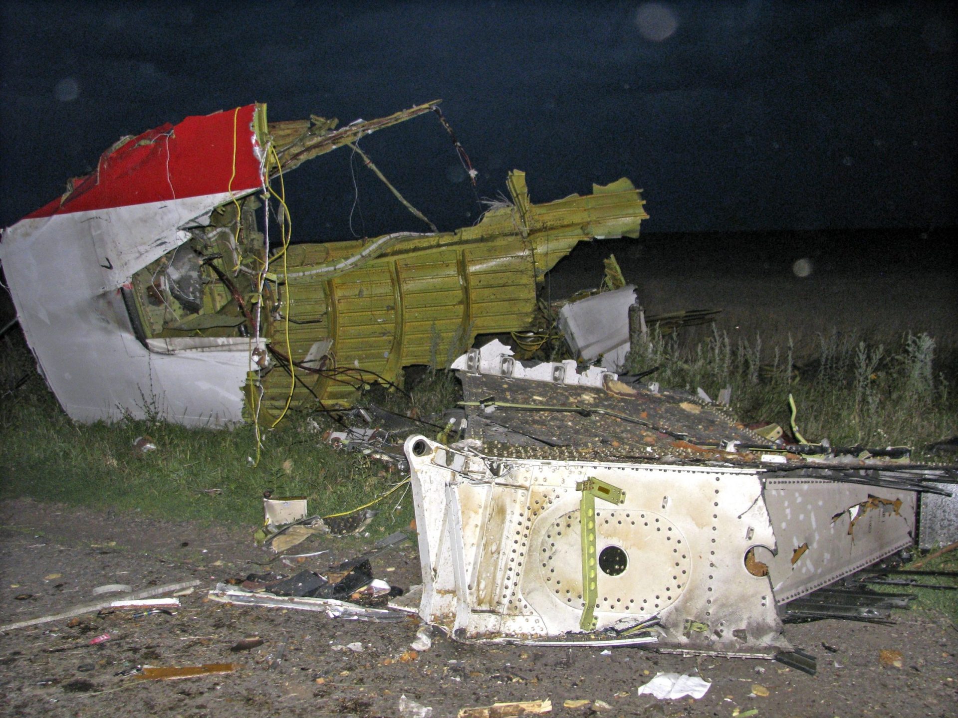 Austrália pressiona para acesso dos investigadores a destroços do MH17