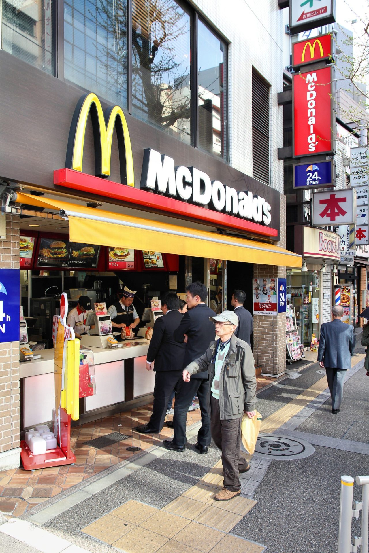 McDonald&#8217;s Japão importa frango do Brasil após escândalo com fornecedor chinês