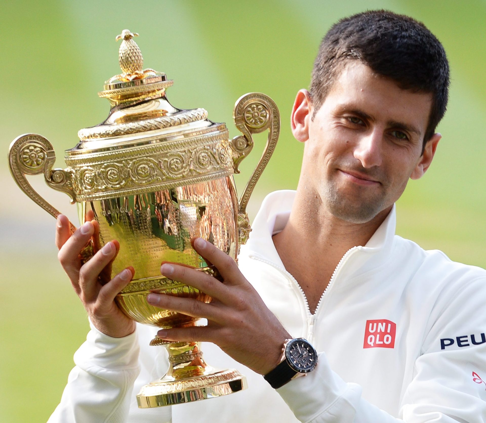 Djokovic vence Wimbledon em final épica