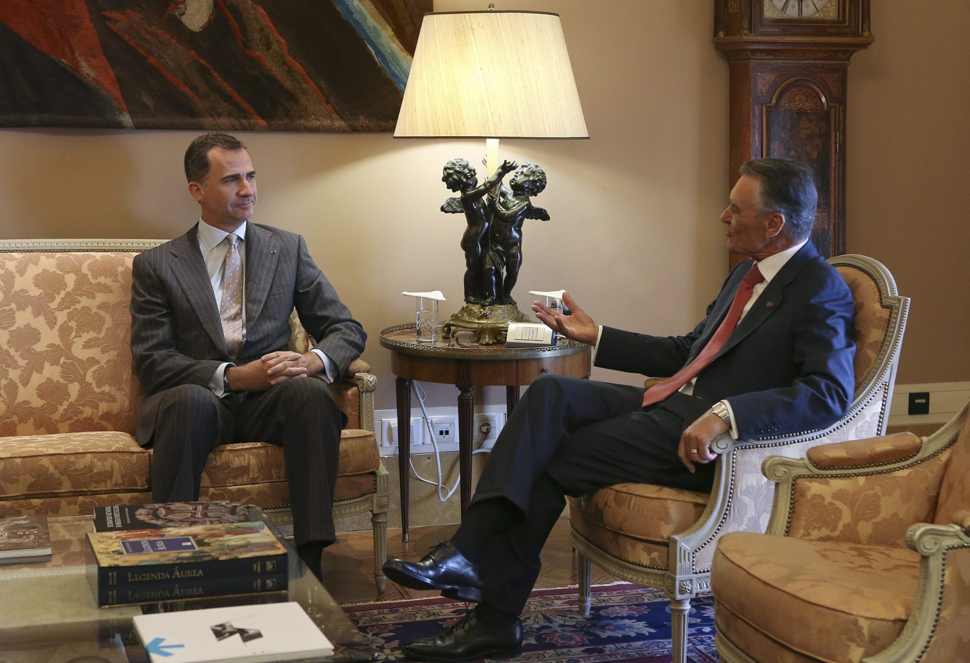 Felipe VI destaca vontade de Portugal e Espanha de trabalharem ‘ombro a ombro’