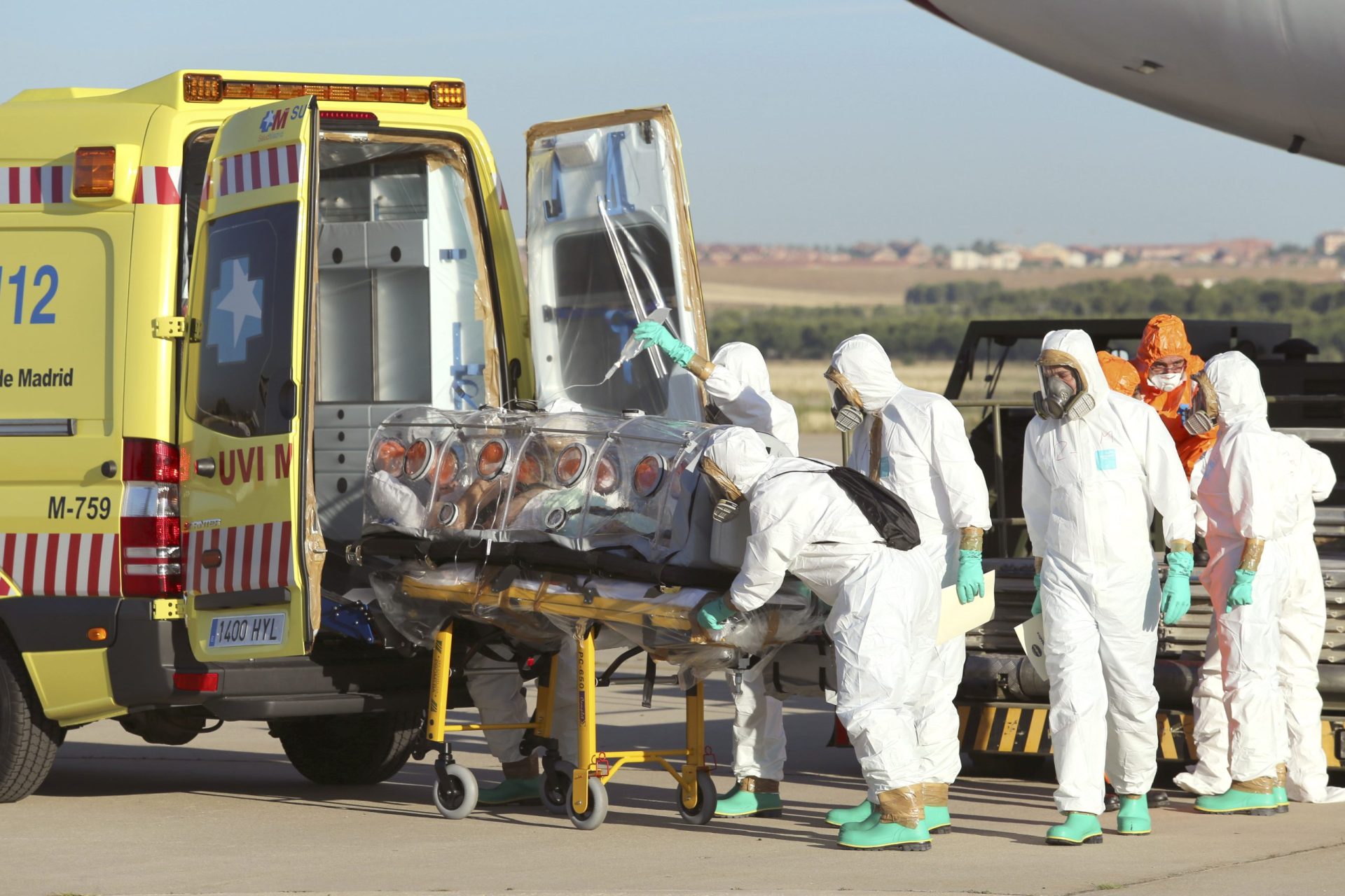Ébola: Morreu padre espanhol repatriado da Libéria