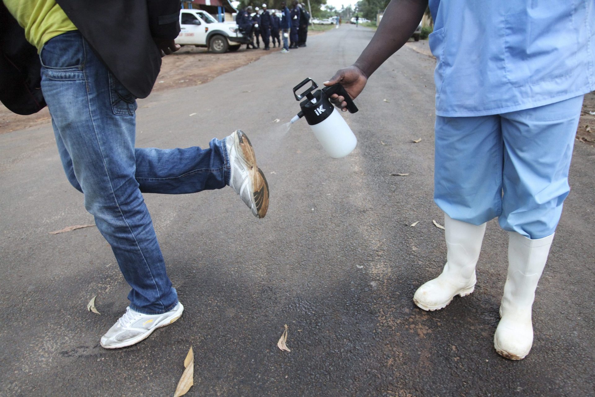 Ébola: Fecho da fronteira da Guiné-Bissau é único meio de controlo