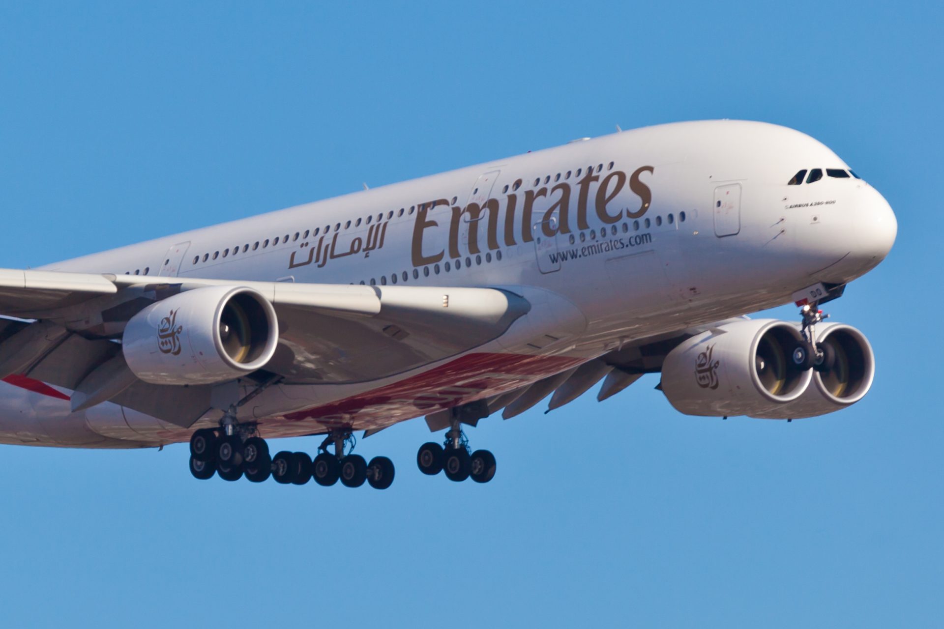 Emirates suspende voos para países atingidos por Ébola