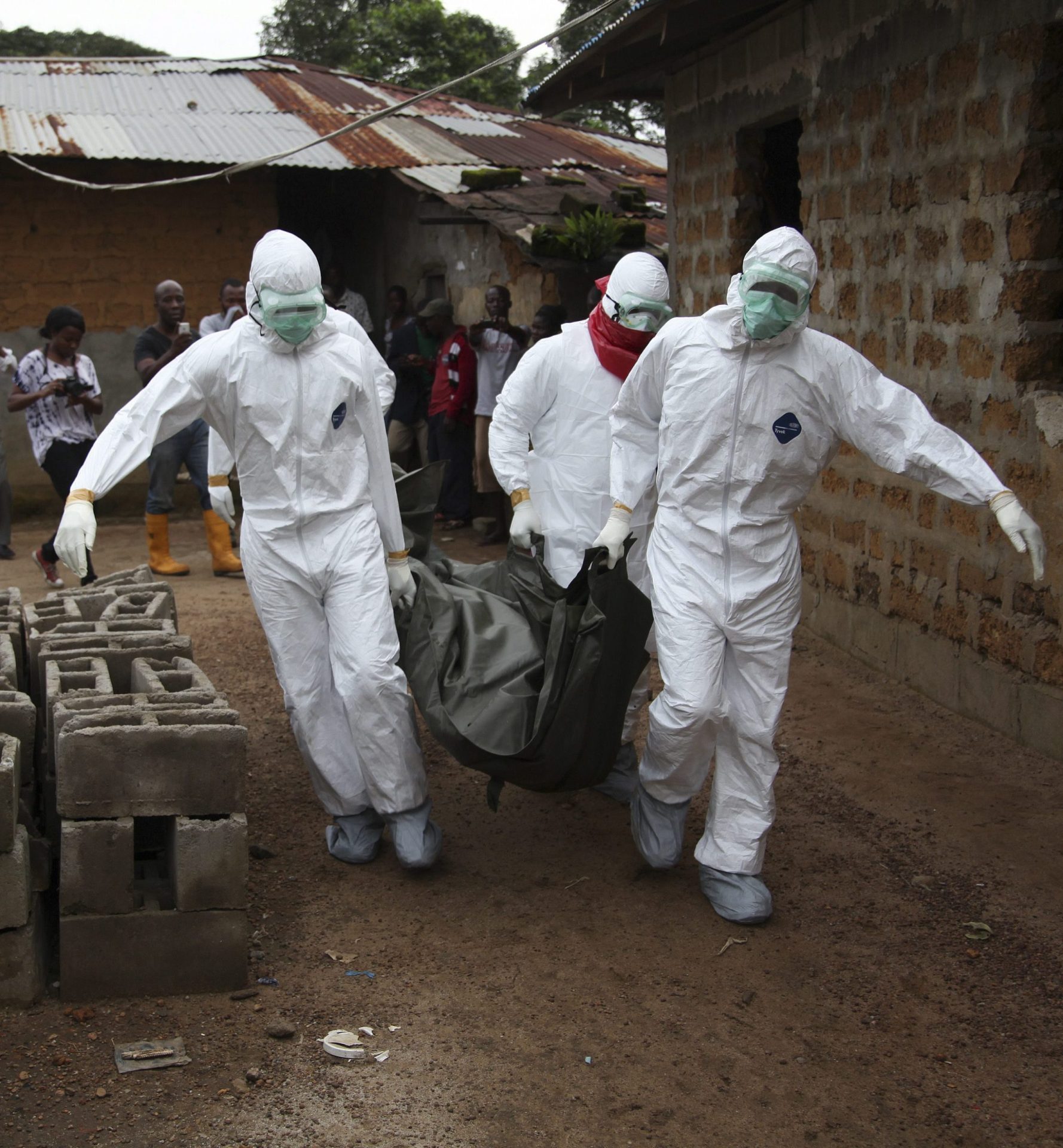 ONU sem ‘mãos a medir’ no combate ao Ébola