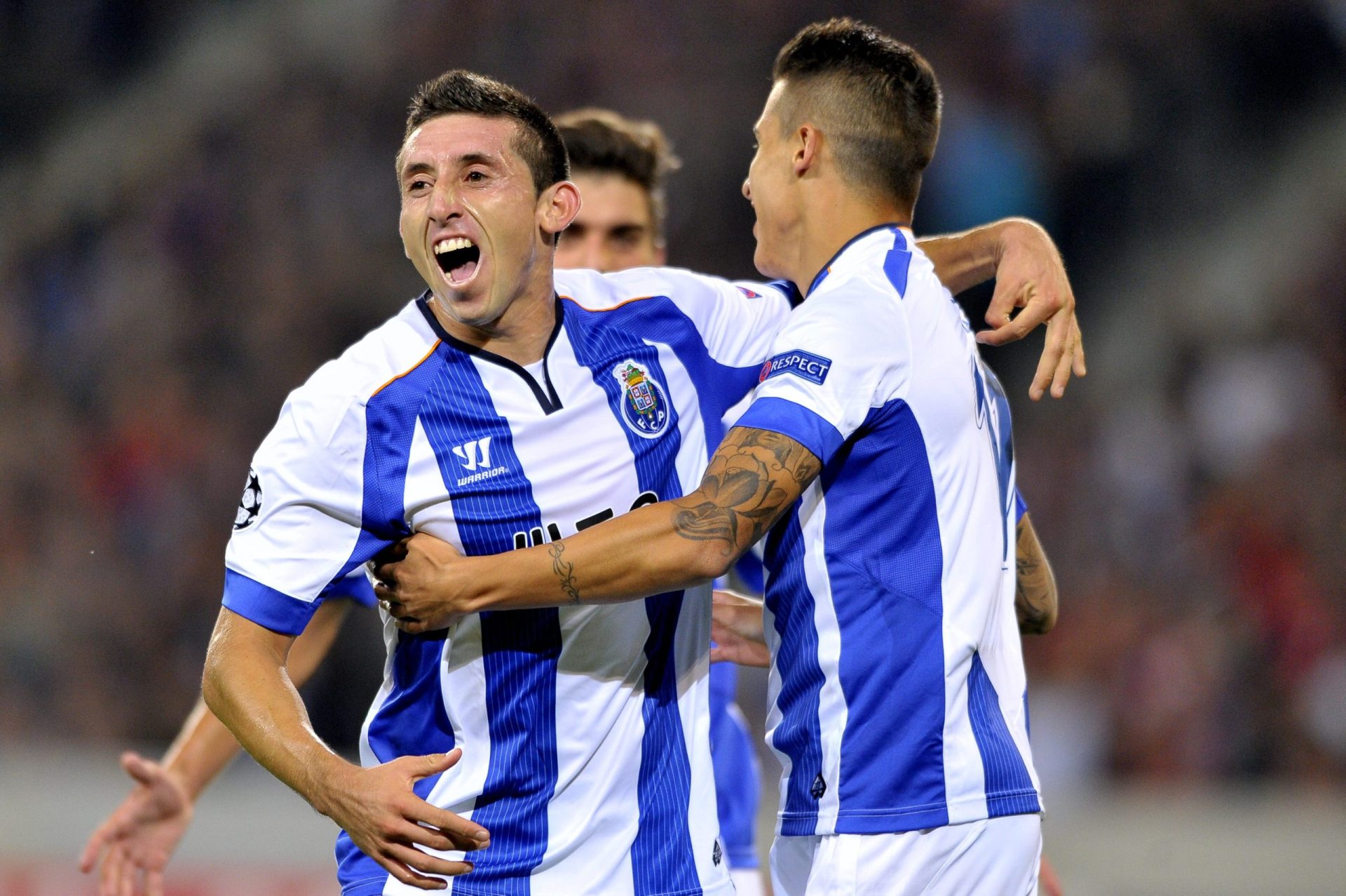 FC Porto defronta o Paços de Ferreira e Sporting recebe o Arouca