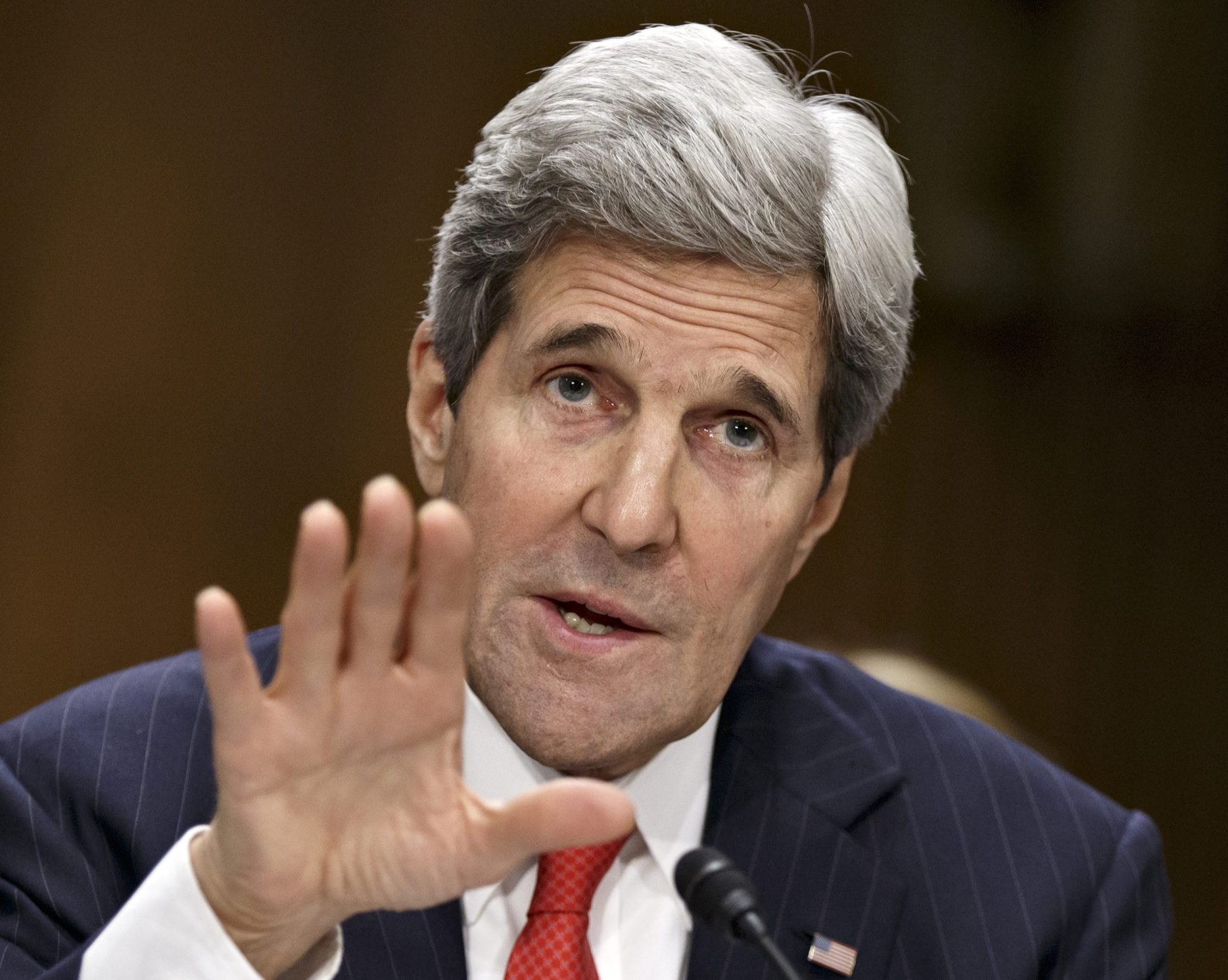 John Kerry apela ao ‘pleno desenvolvimento’ das relações EUA-Vietname