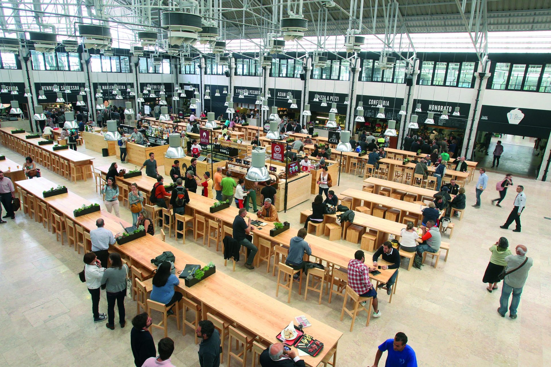 Os mercados de Lisboa ao rubro