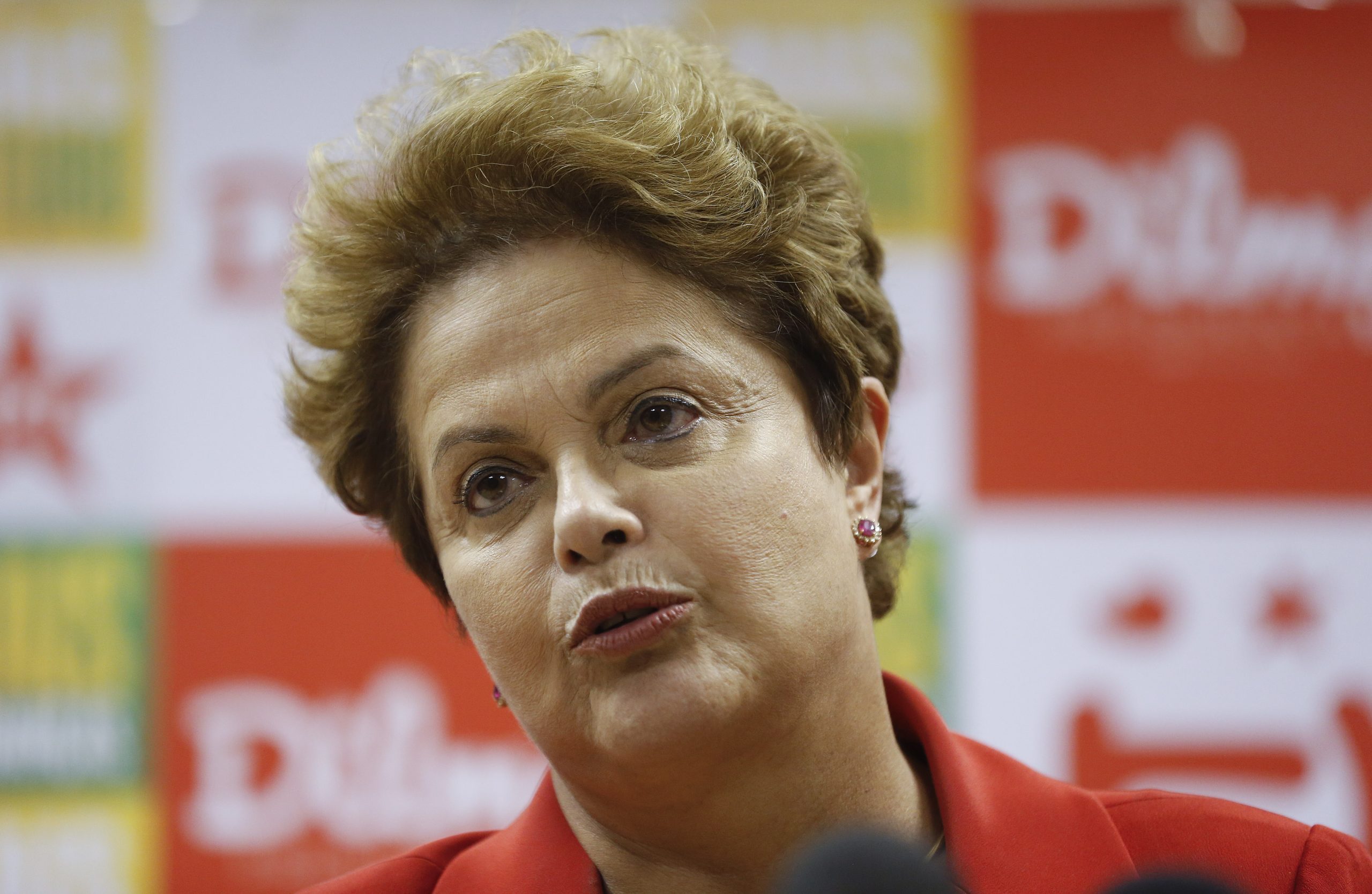 Surpreendida pelo ‘petrolão’, Dilma recupera nas intenções de voto
