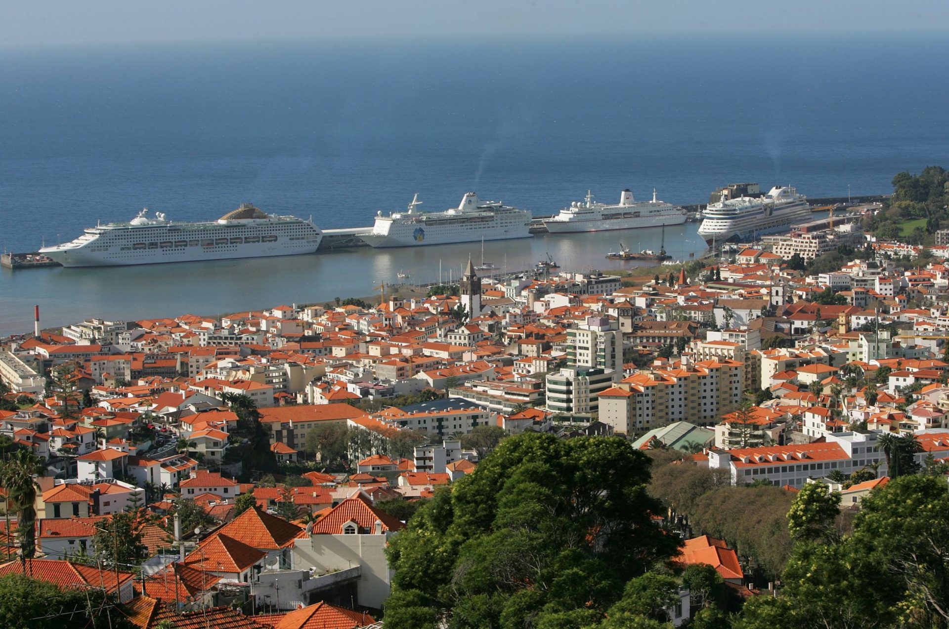 Turista encontrado morto em praia do Funchal