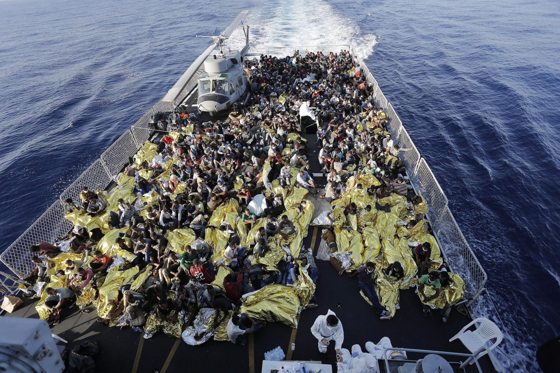 Traficantes matam centenas no Mediterrâneo