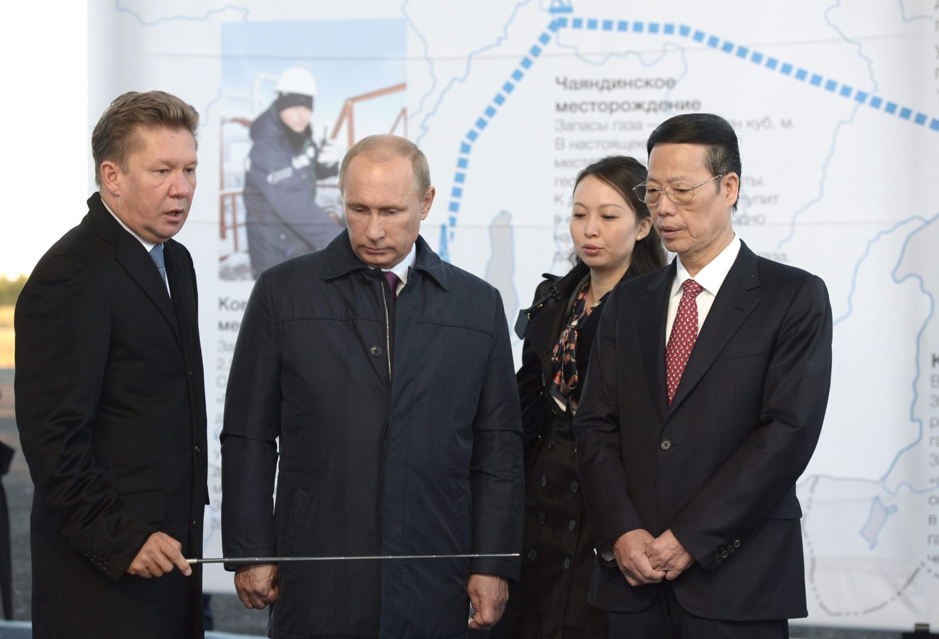 China e Rússia iniciaram construção de mega-gasoduto na Sibéria