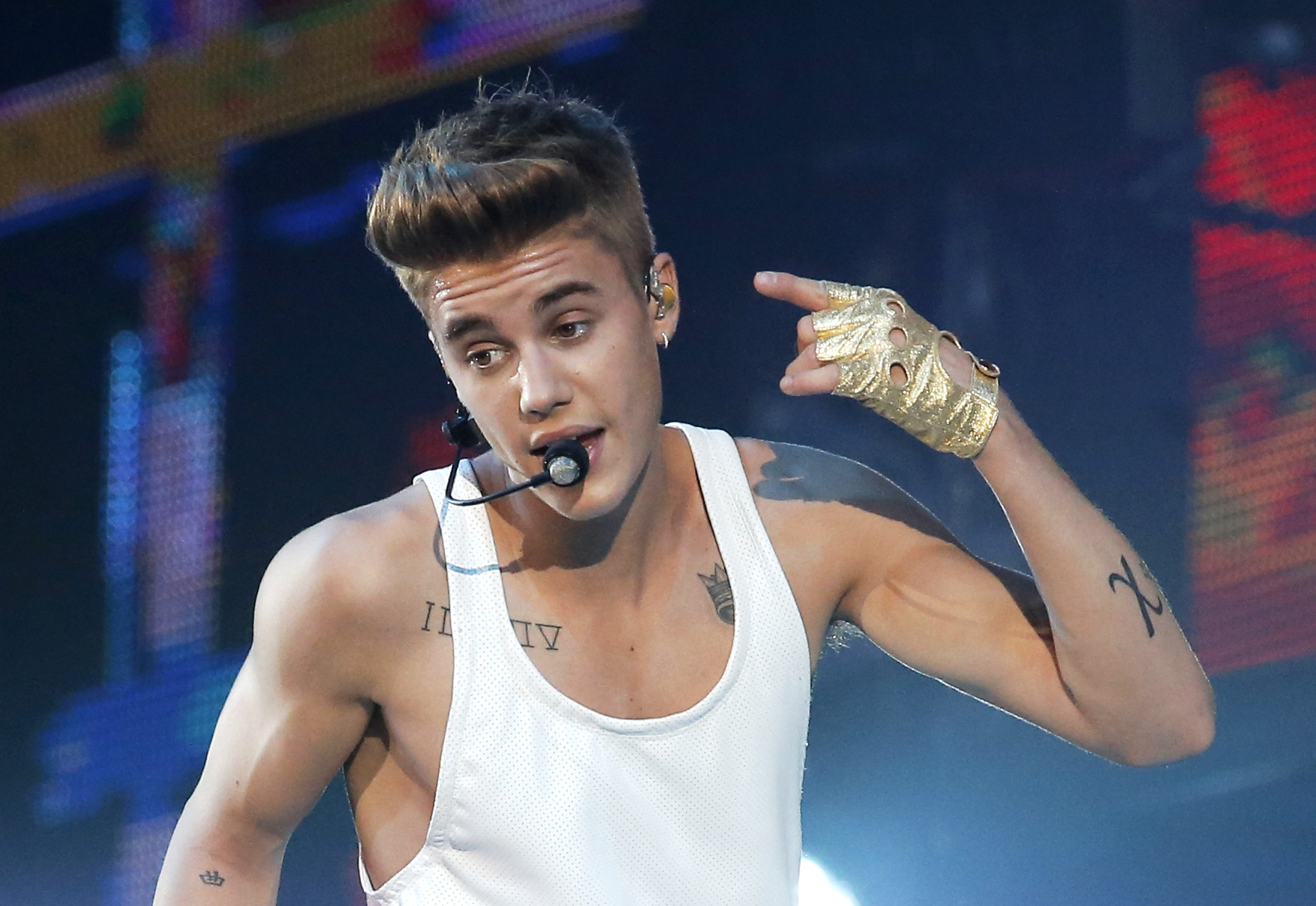 Justin Bieber detido após acidente com paparazzi